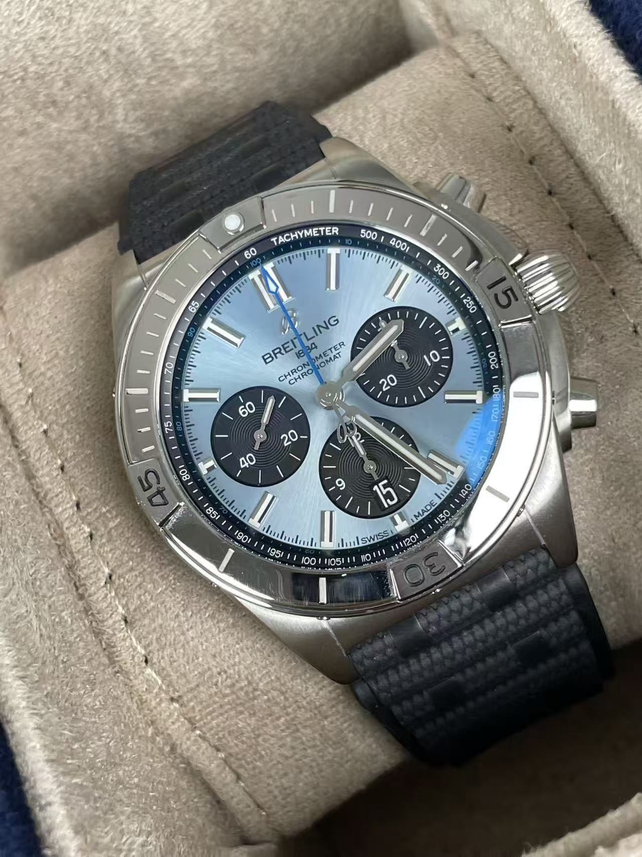 Breitling PB0134101C1S2