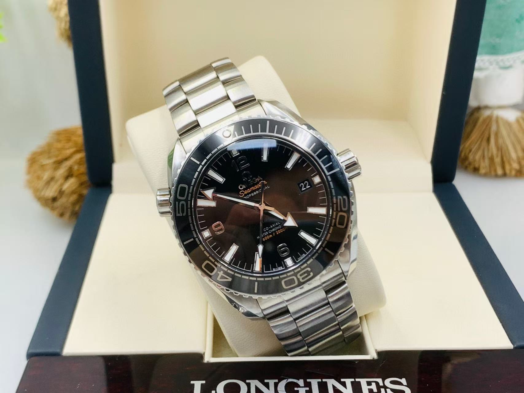 Omega 215.30.44.21.01.001