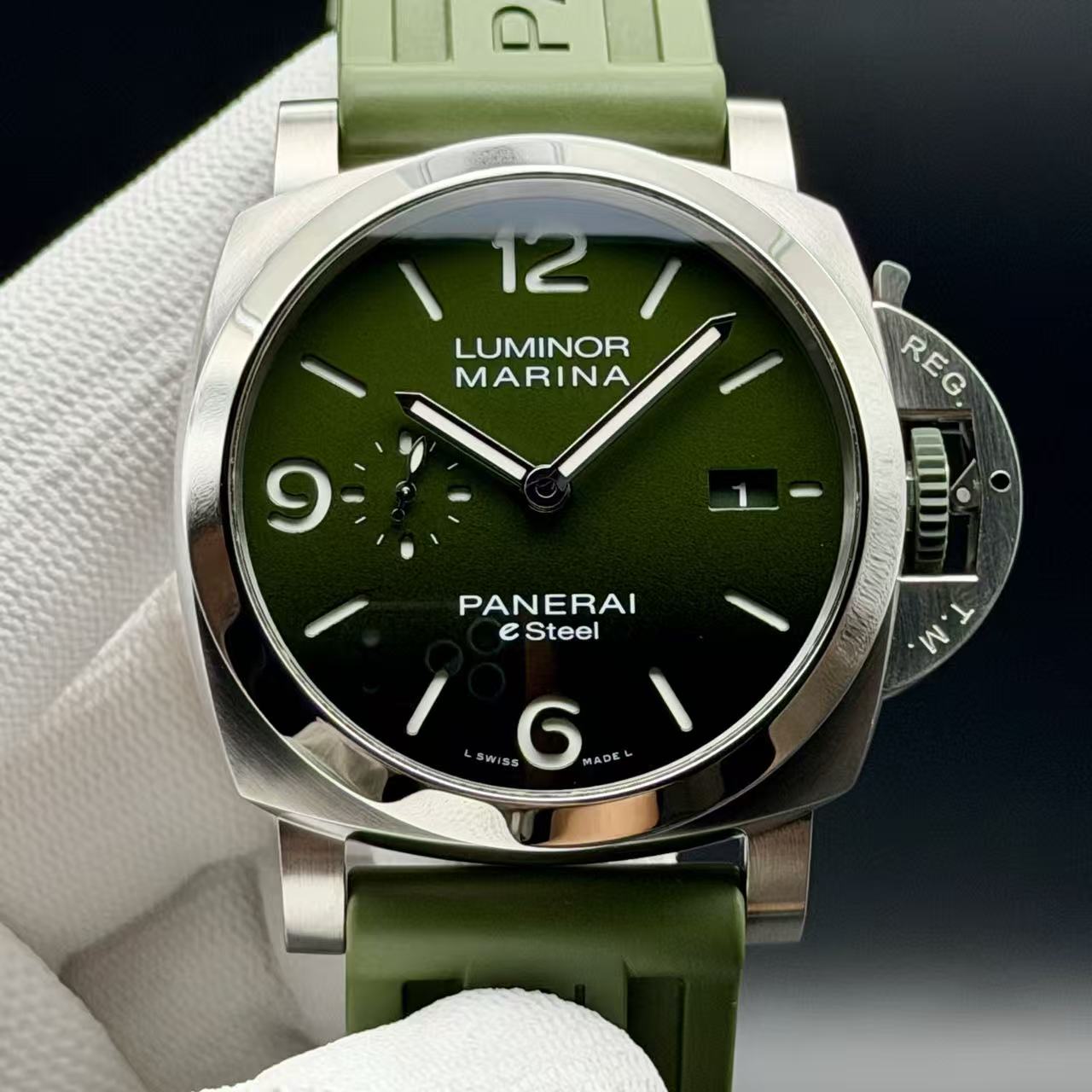 Panerai PAM01356