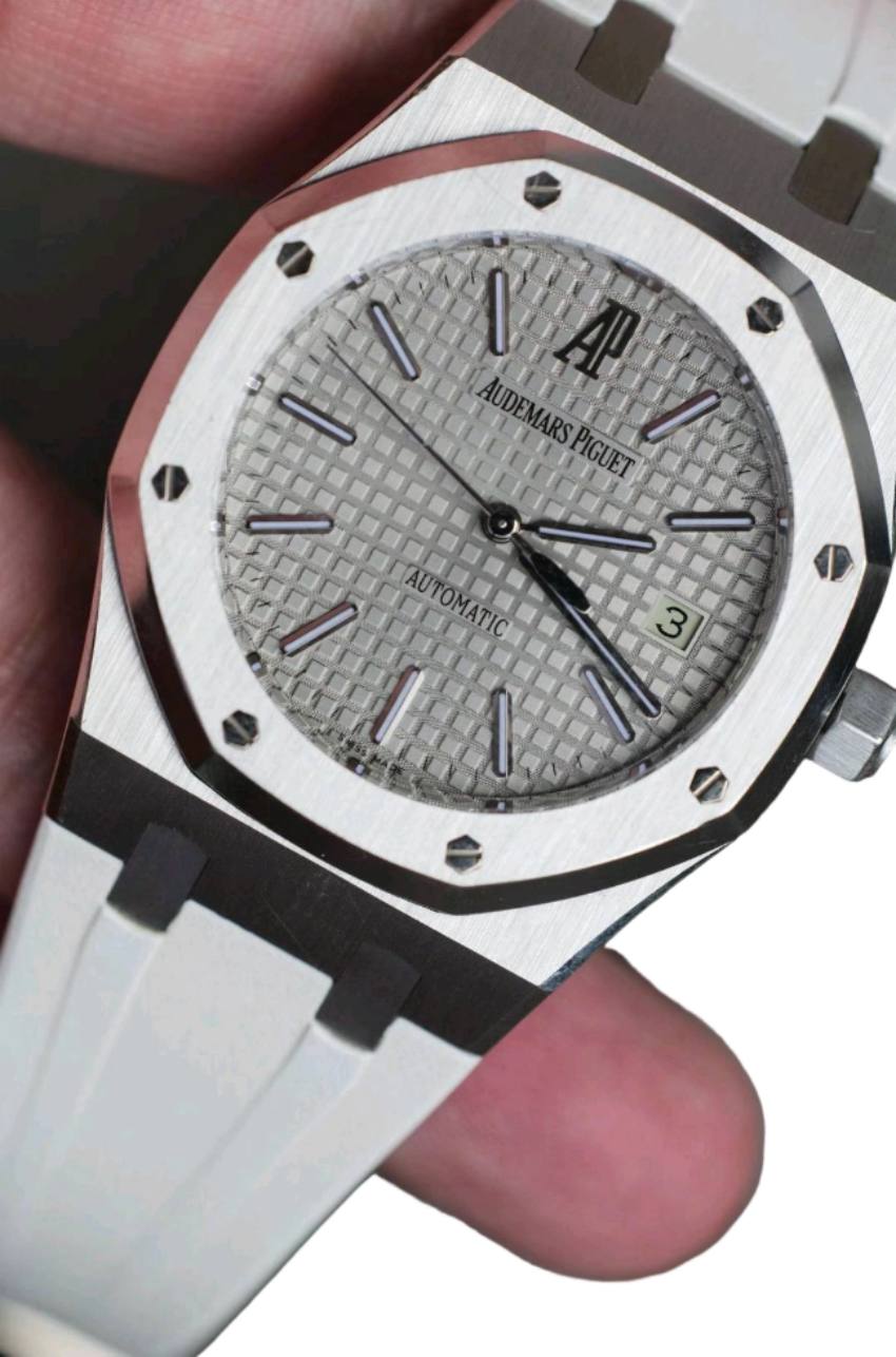 Audemars Piguet 15315BC.OO.D005CR.01