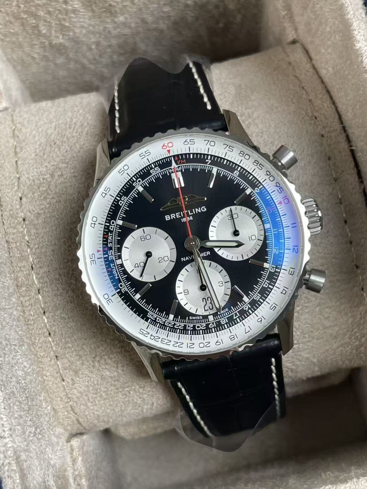 Breitling AB0139211b1p1
