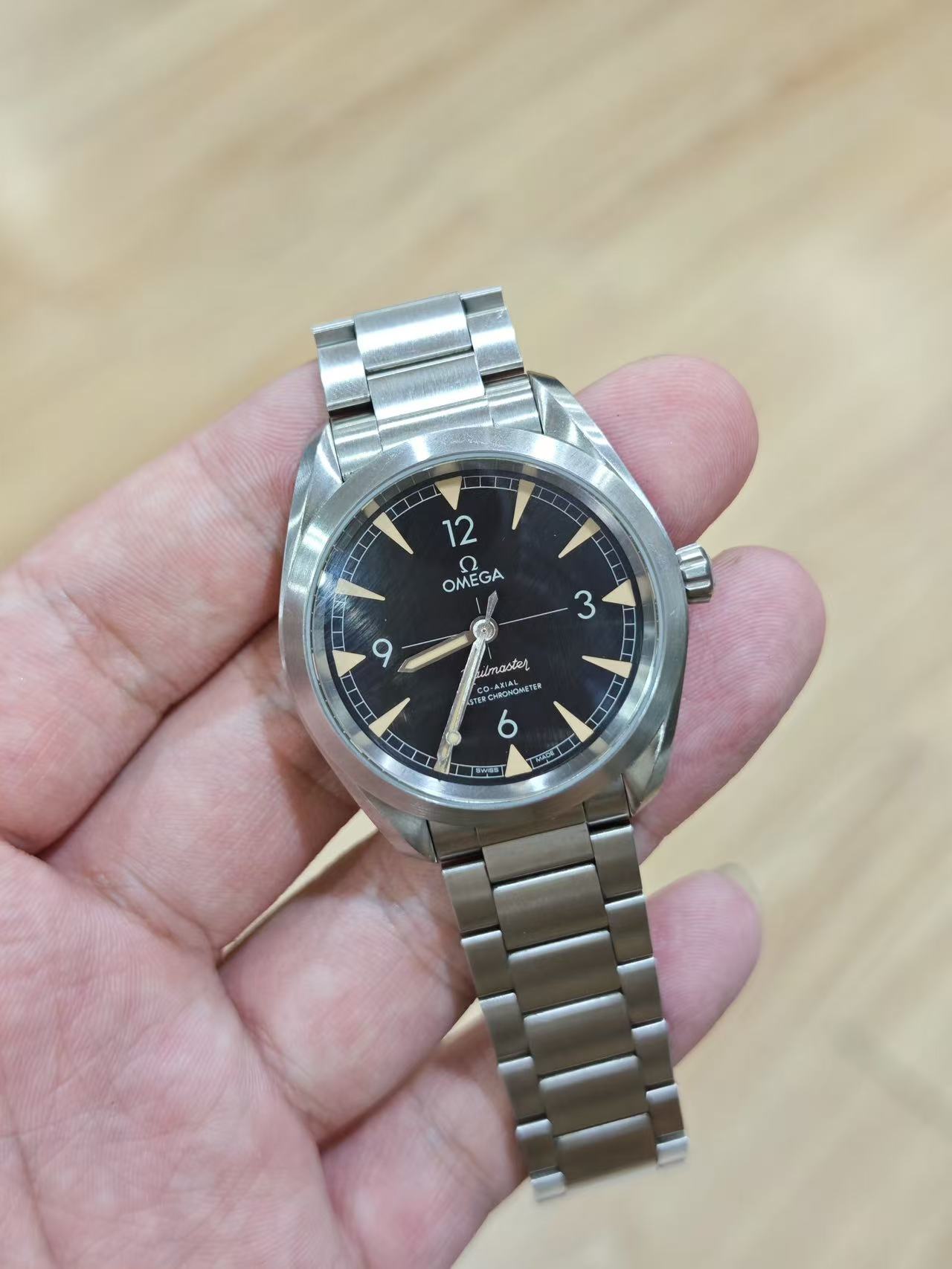 Omega 220.10.40.20.01.001