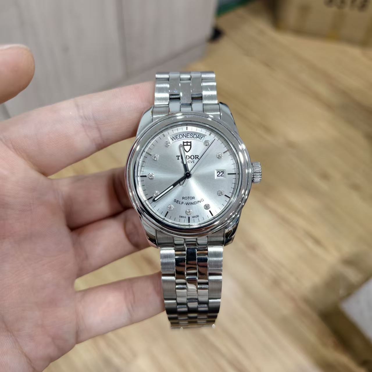 Tudor m56000-0006