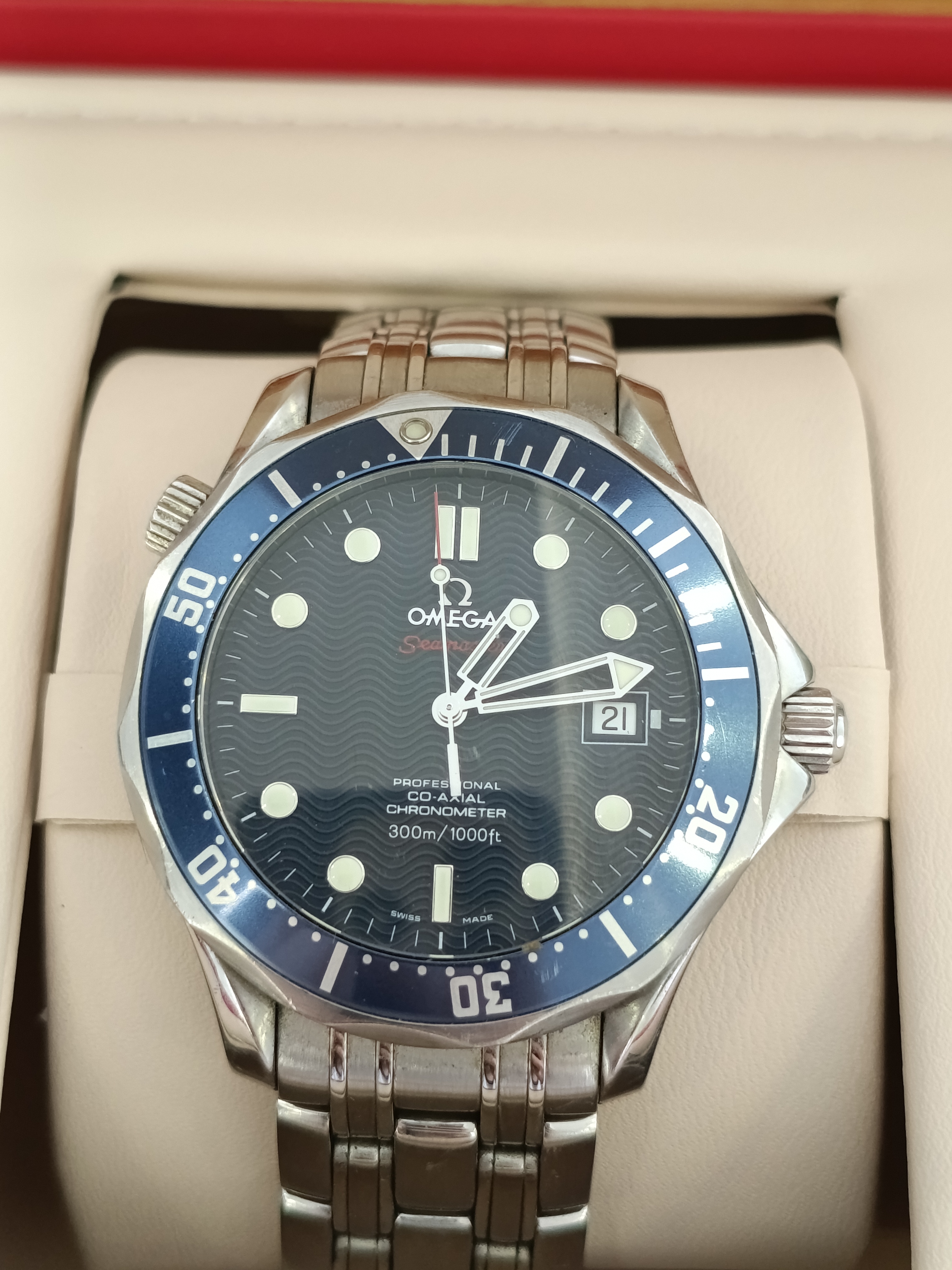 Omega 2220.80.00