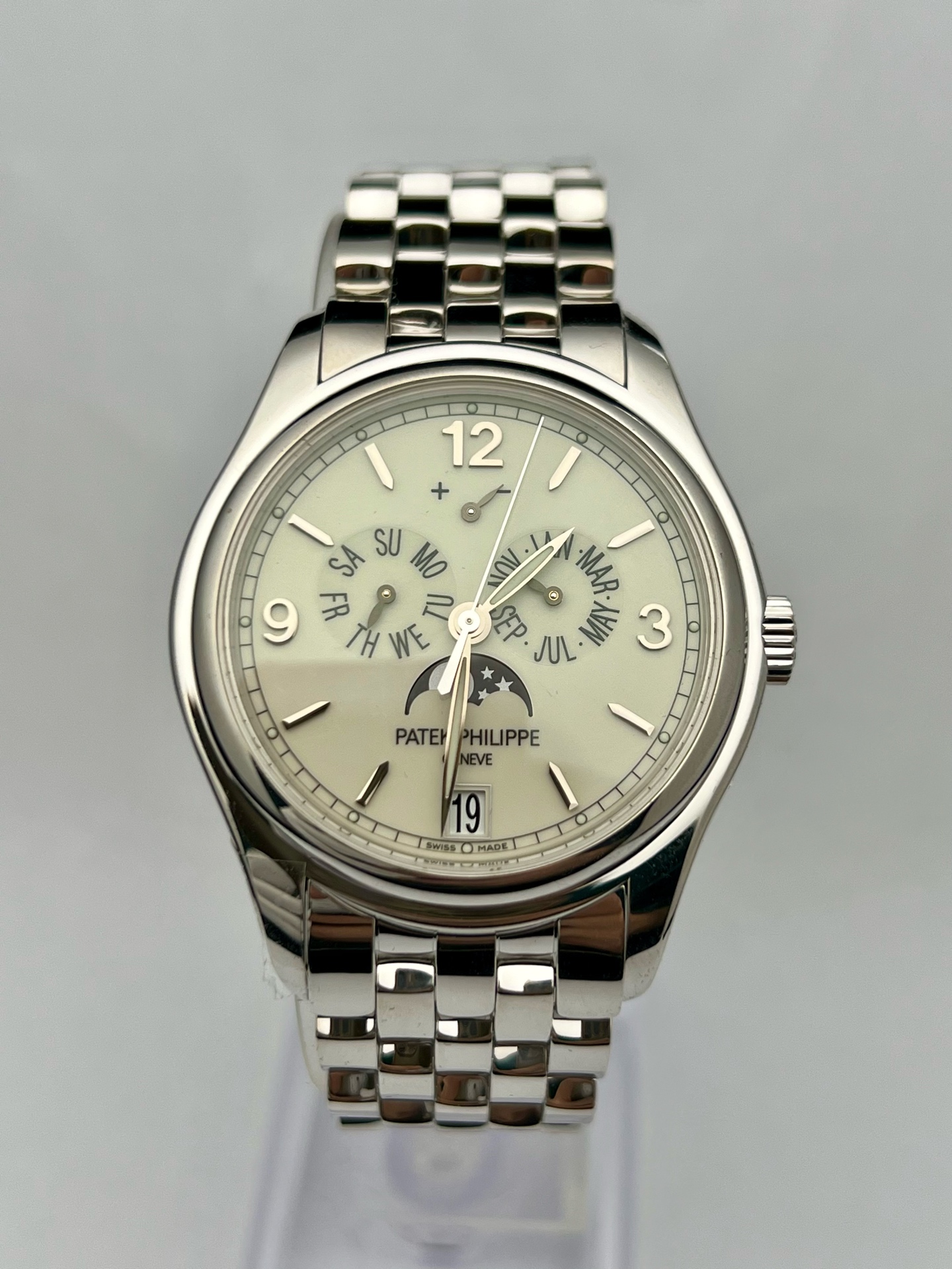 Patek Philippe 5146 / 1G-001