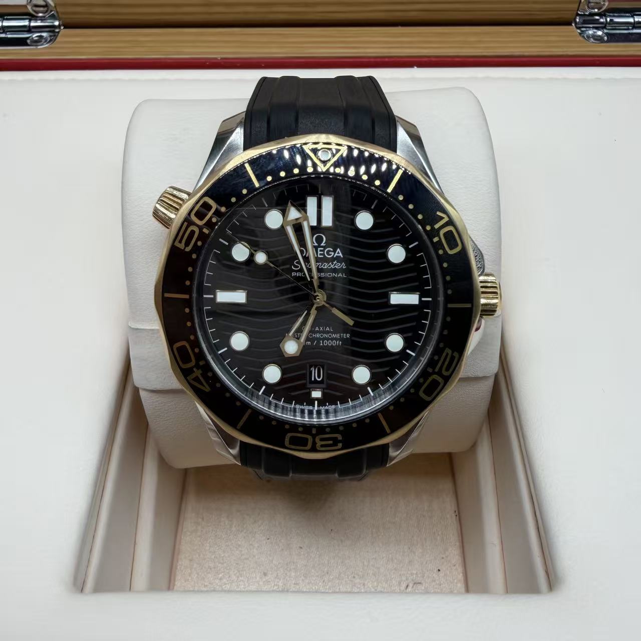 Omega 210.22.42.20.01.001