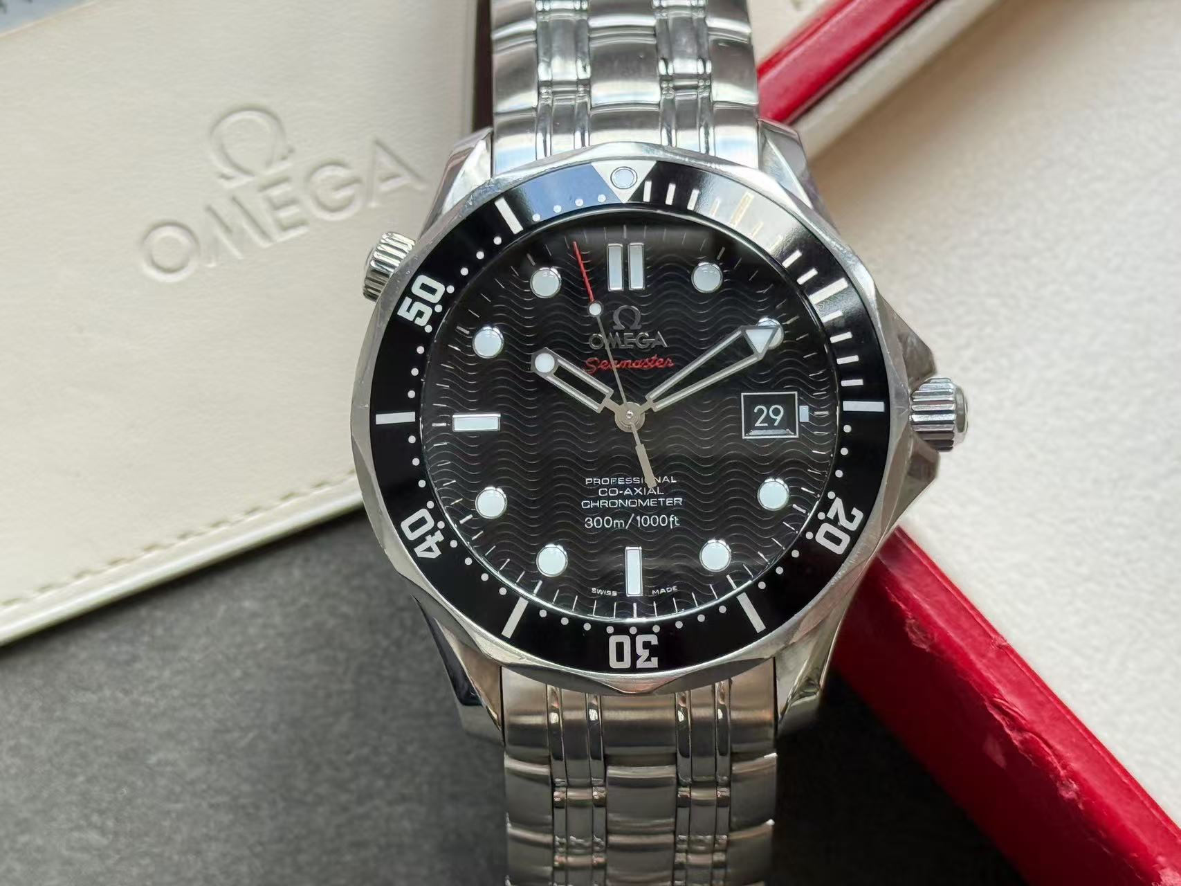 Omega 212.30.41.20.01.002