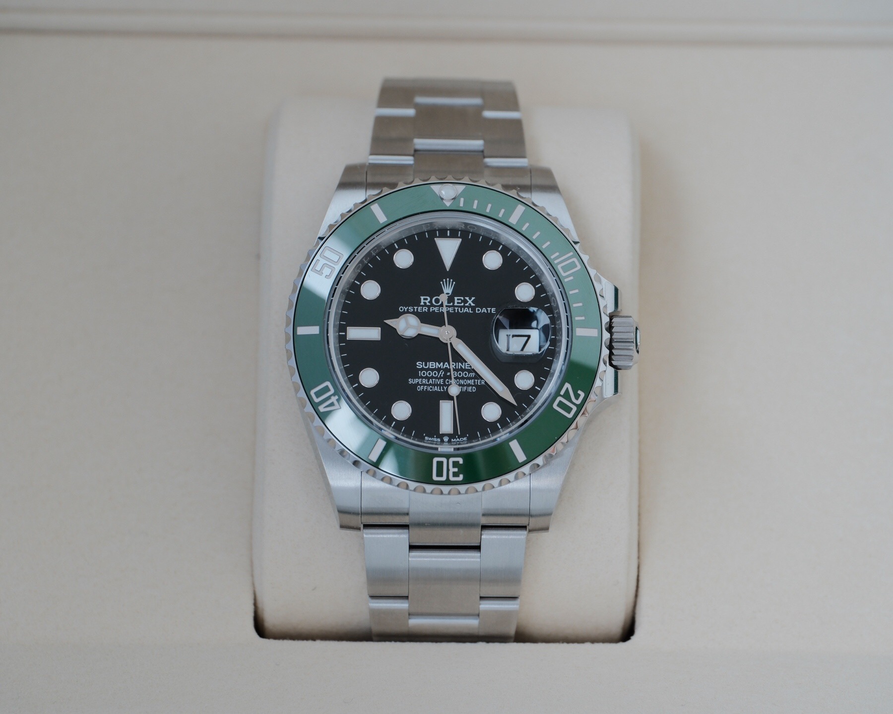 Rolex m126610lv-0002