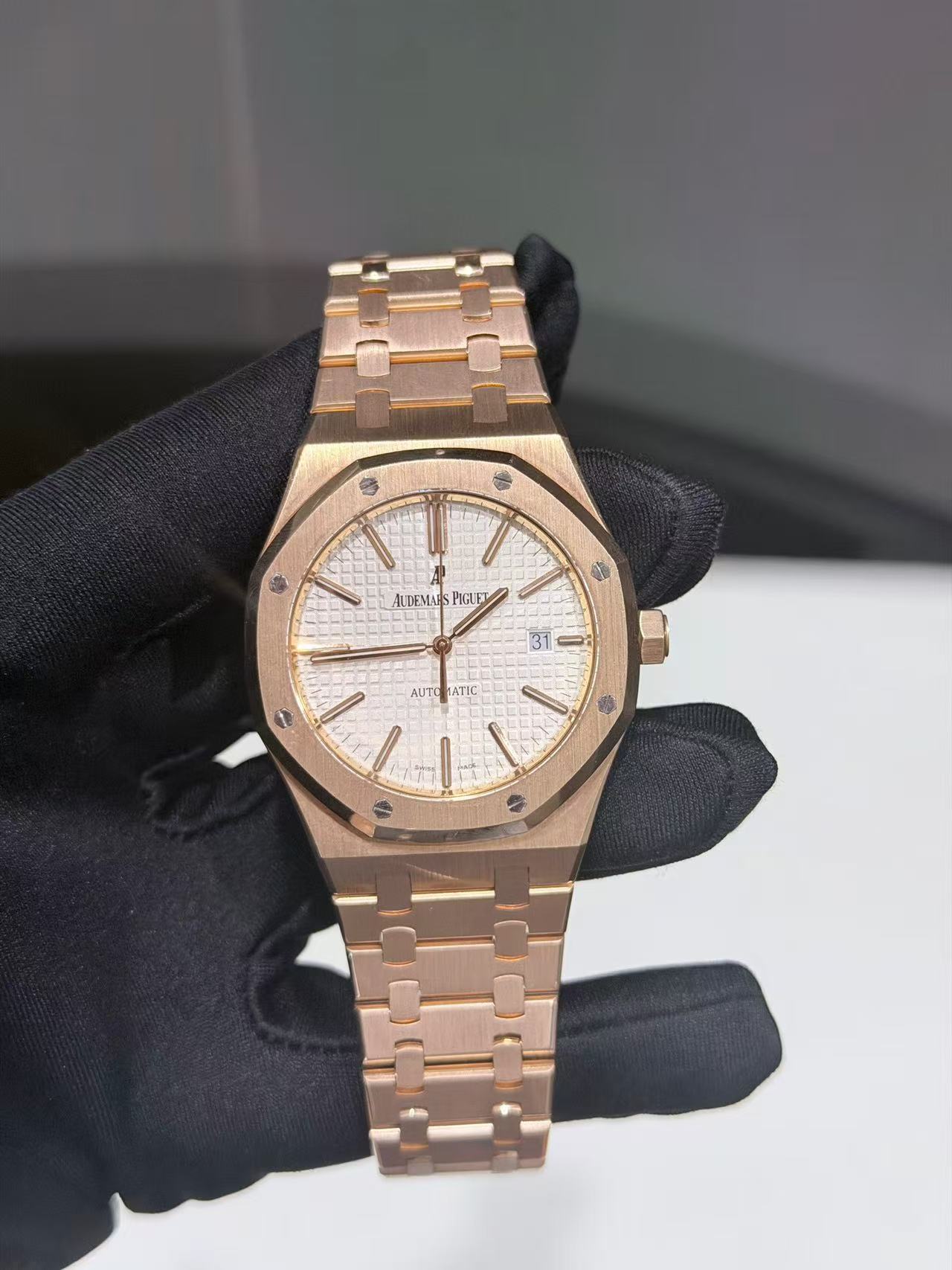 Audemars Piguet 15400or.oo.1220or.02