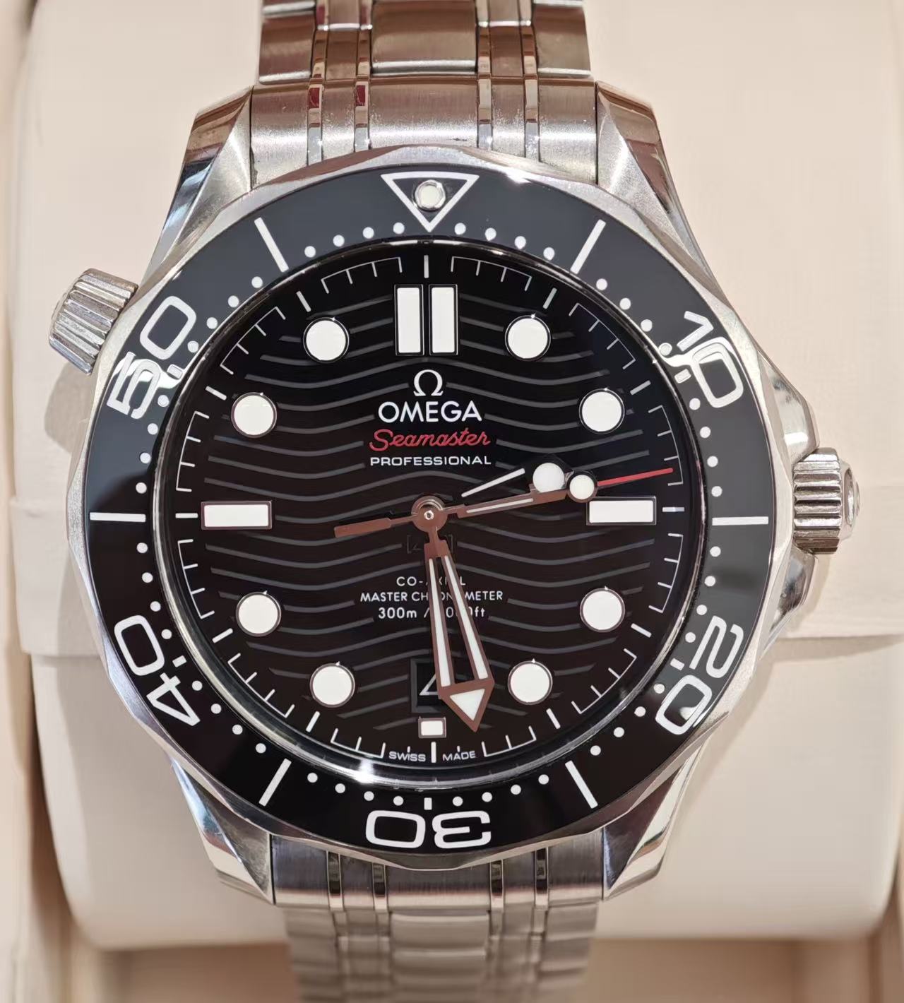Omega 210.30.42.20.01.001