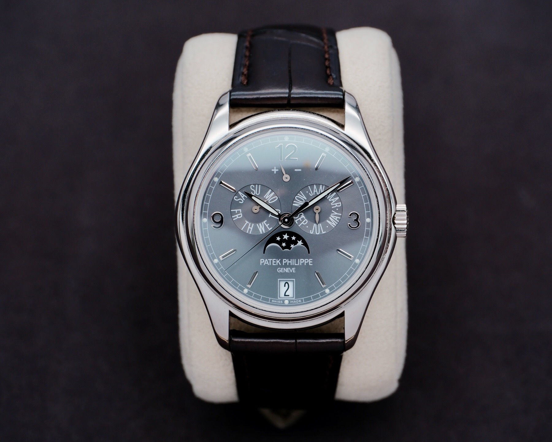 Patek Philippe 5146G-010