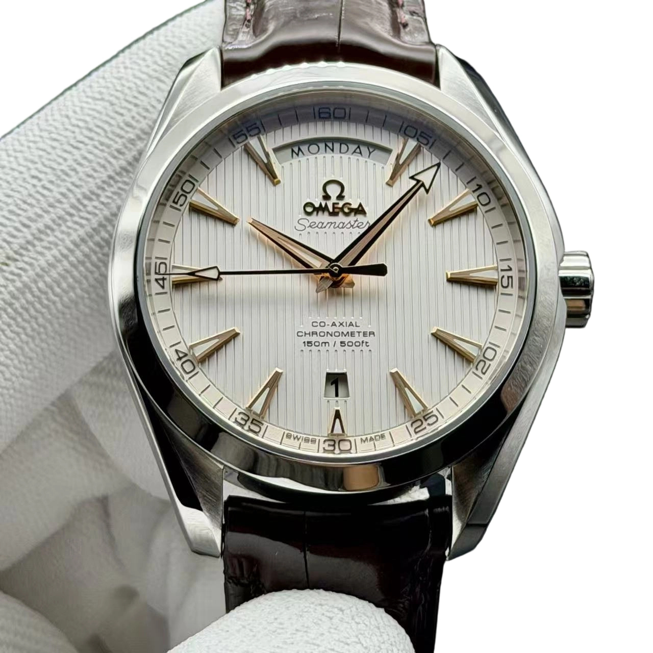 Omega 231.13.42.22.02.001