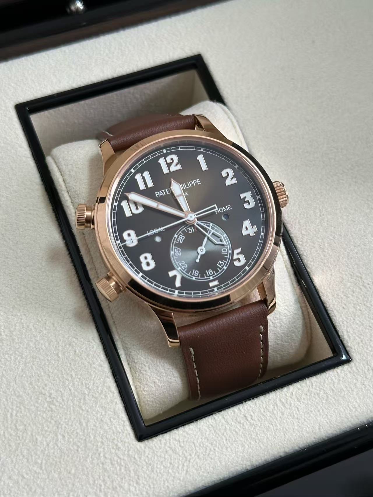 Patek Philippe 5524R-001
