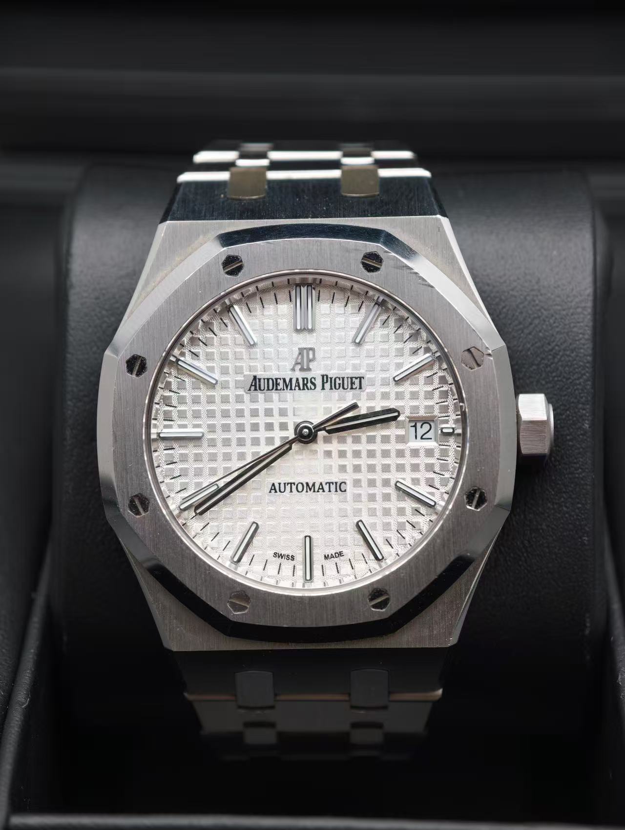 Audemars Piguet 15450st.oo.1256st.01