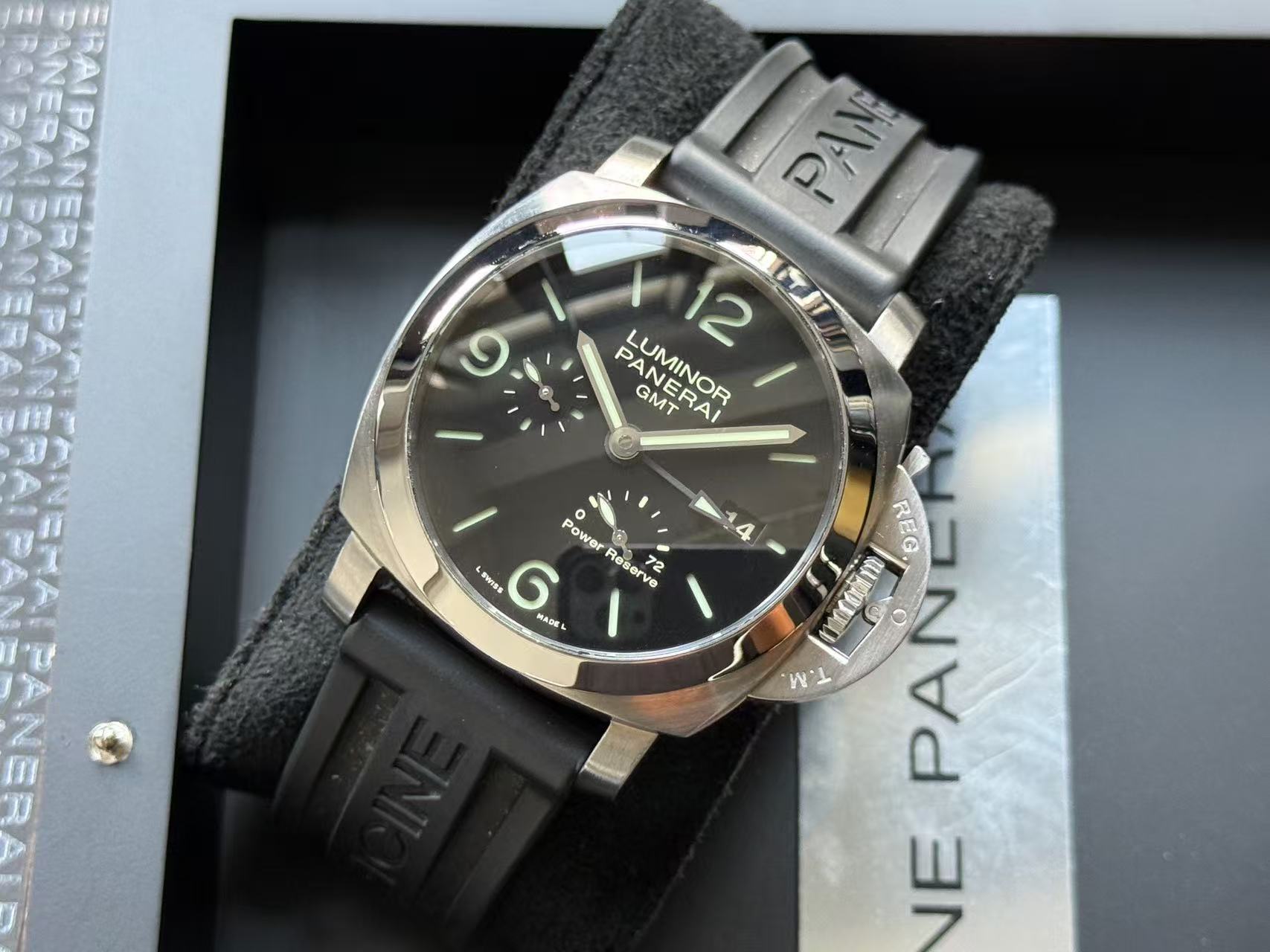 Panerai PAM00321