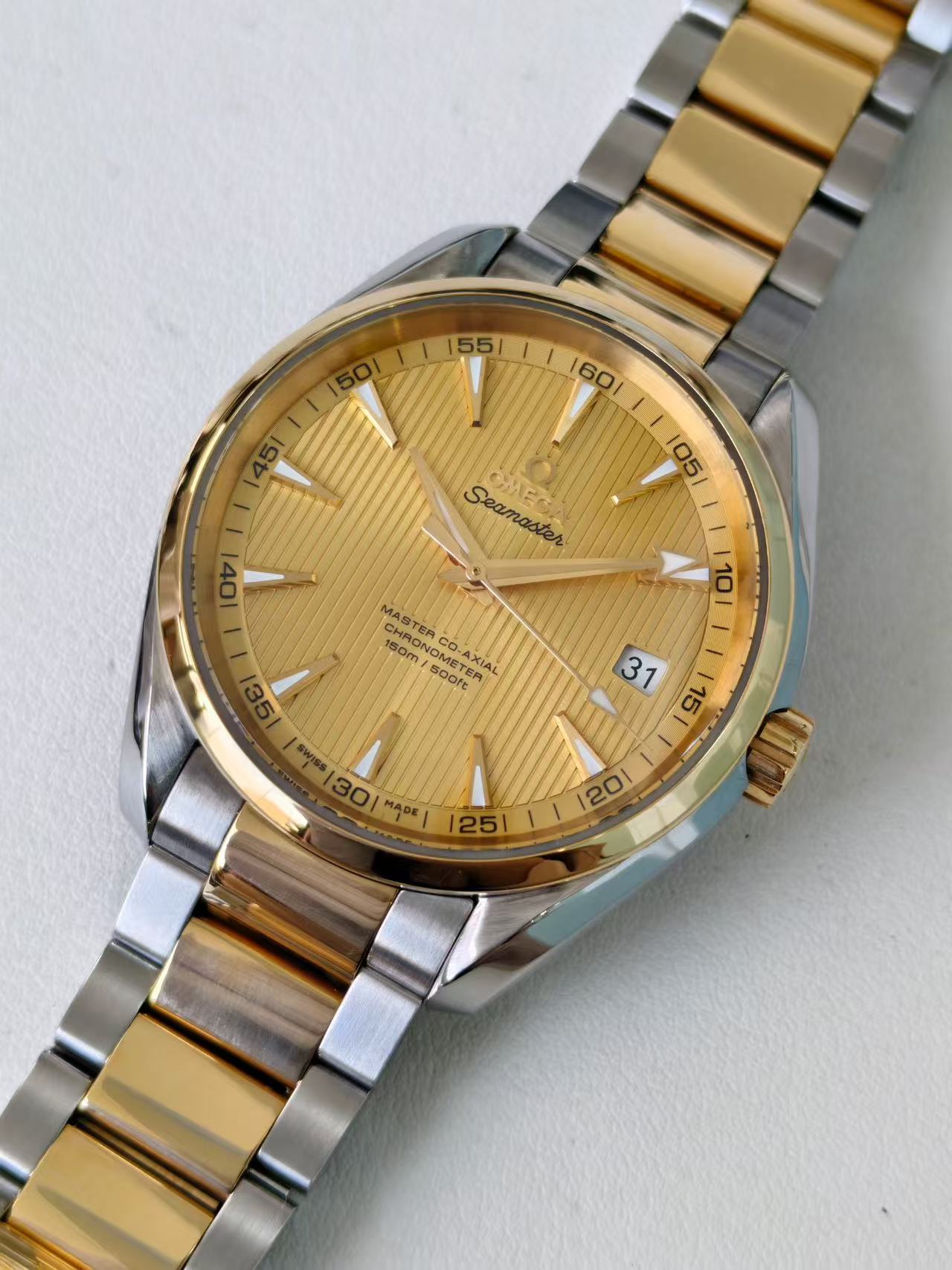 Omega 231.20.42.21.08.001
