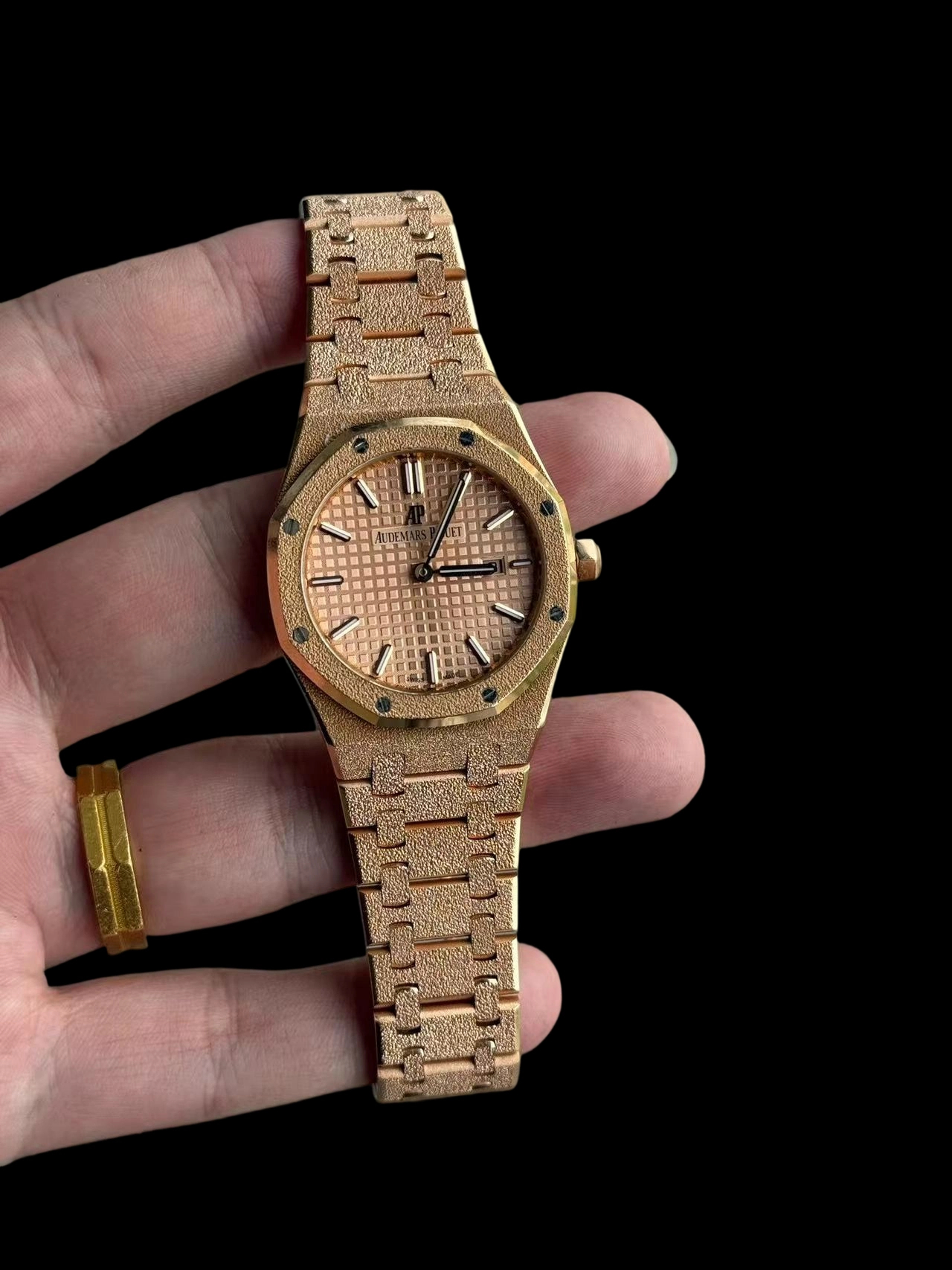 Audemars Piguet 67653or.gg.1263or.02