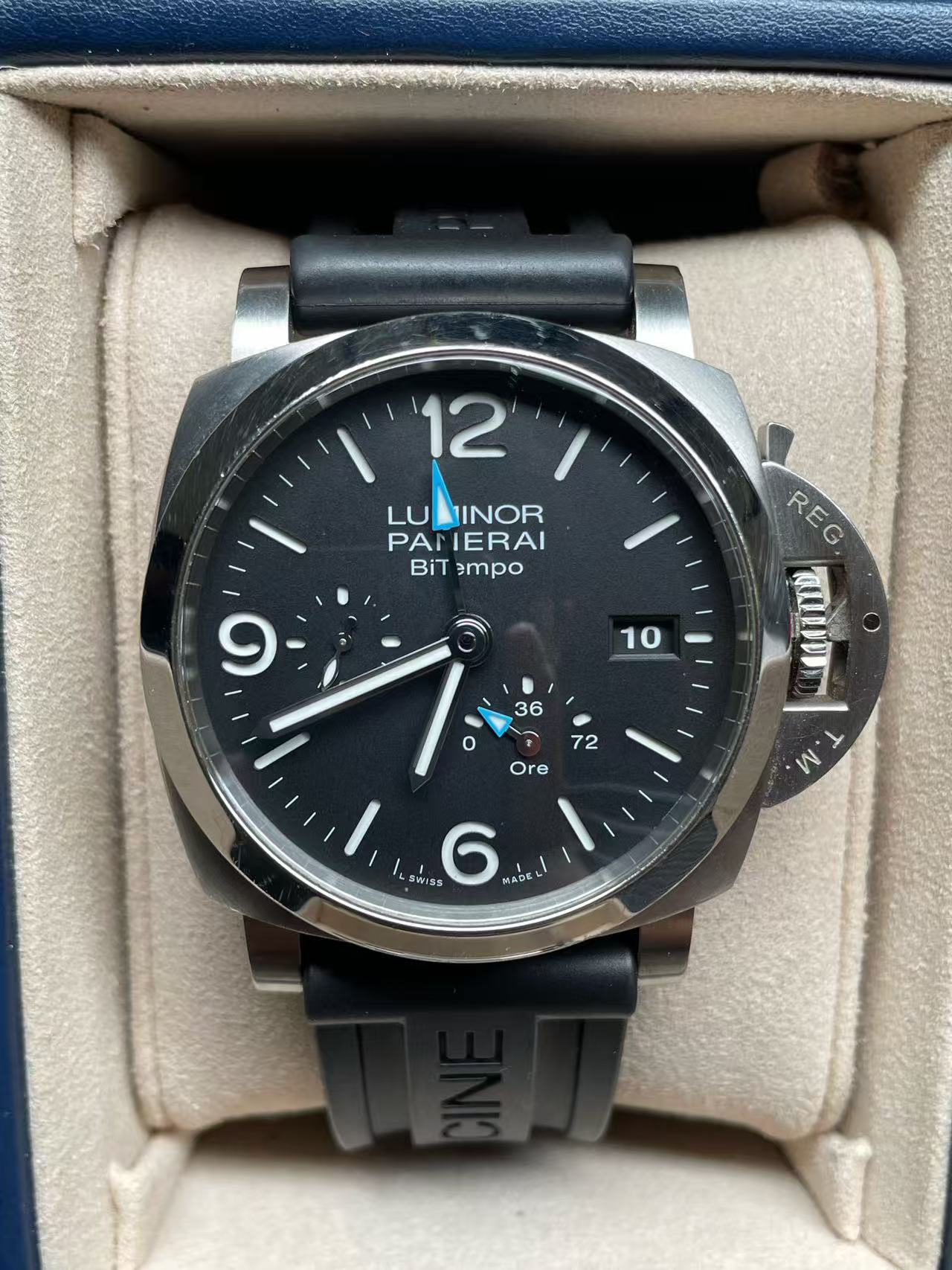 Panerai PAM01360