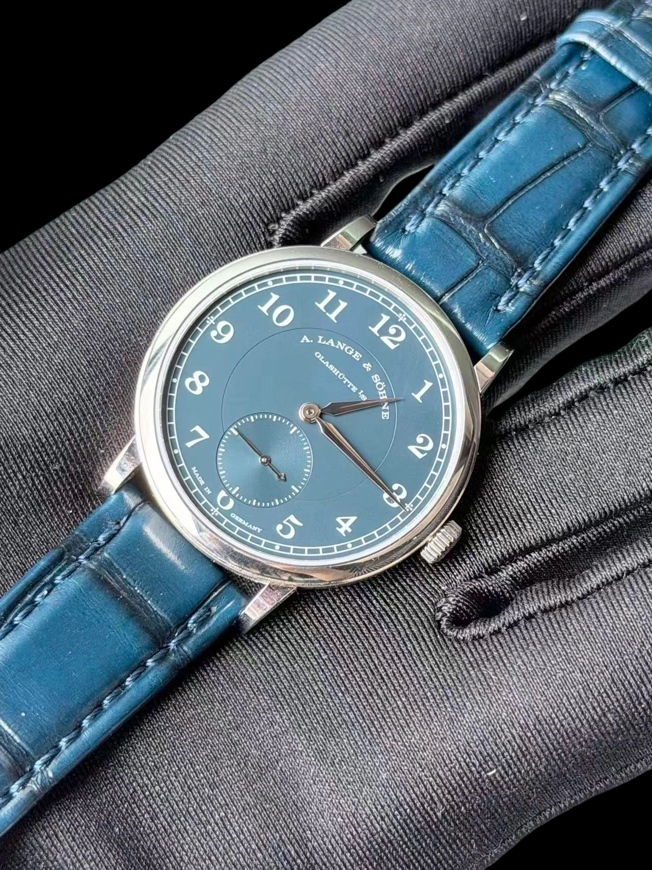 A. Lange & S&ouml;hne 220.028