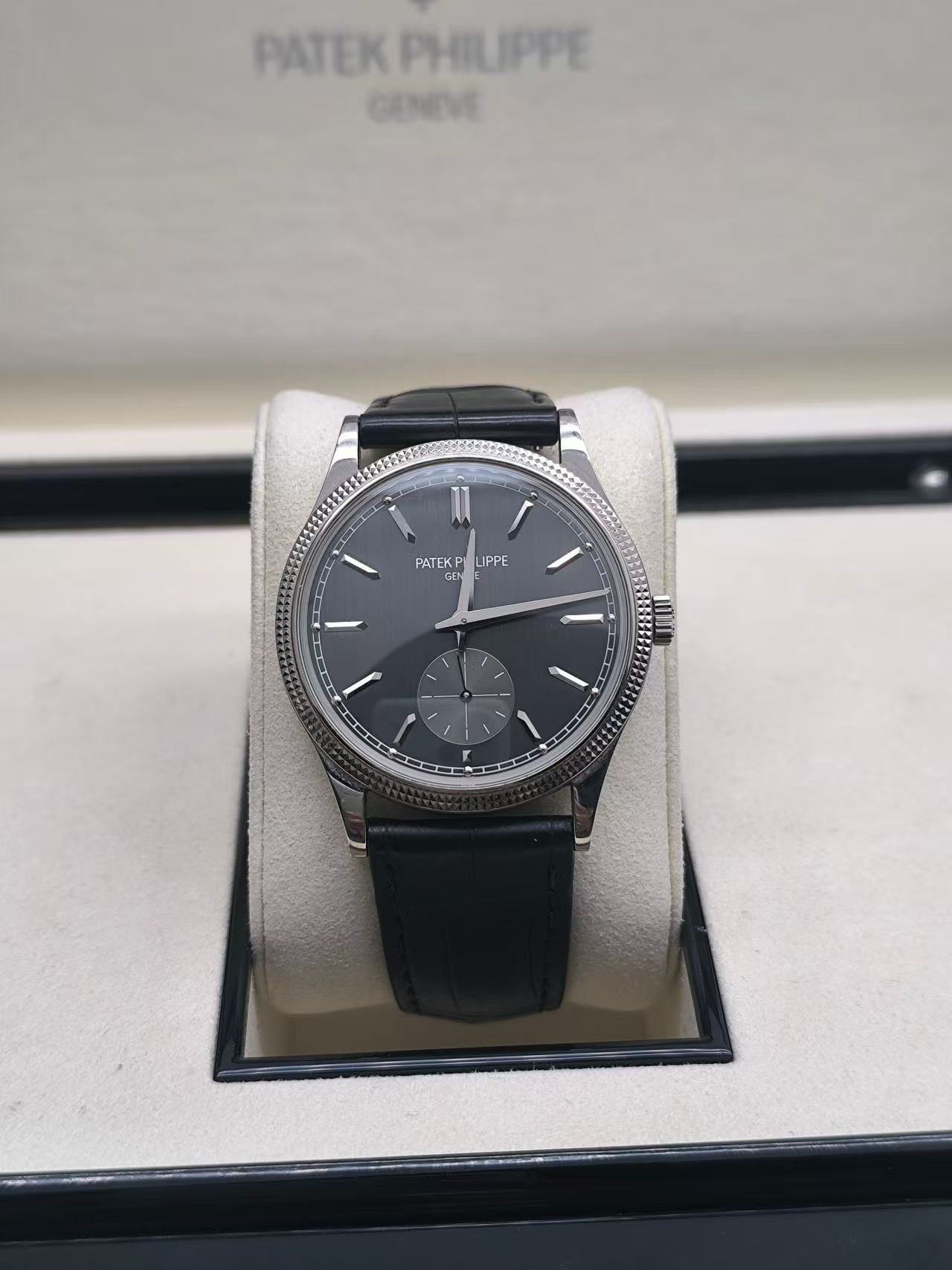 Patek Philippe 6119G-001