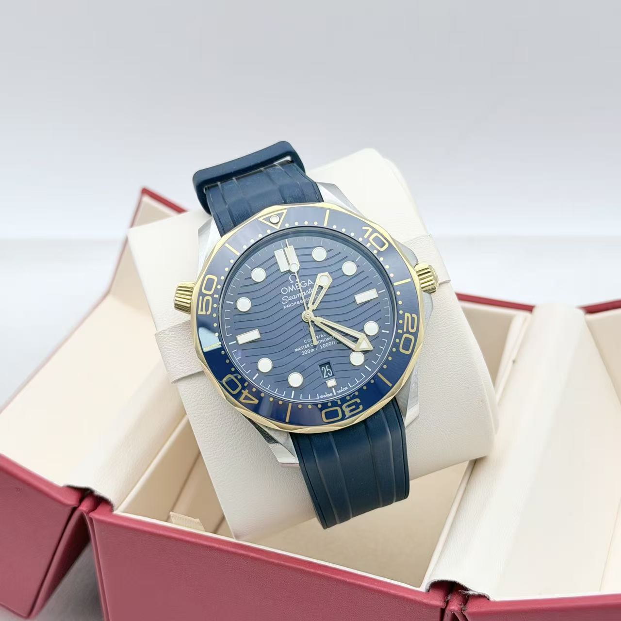 Omega 210.22.42.20.03.001