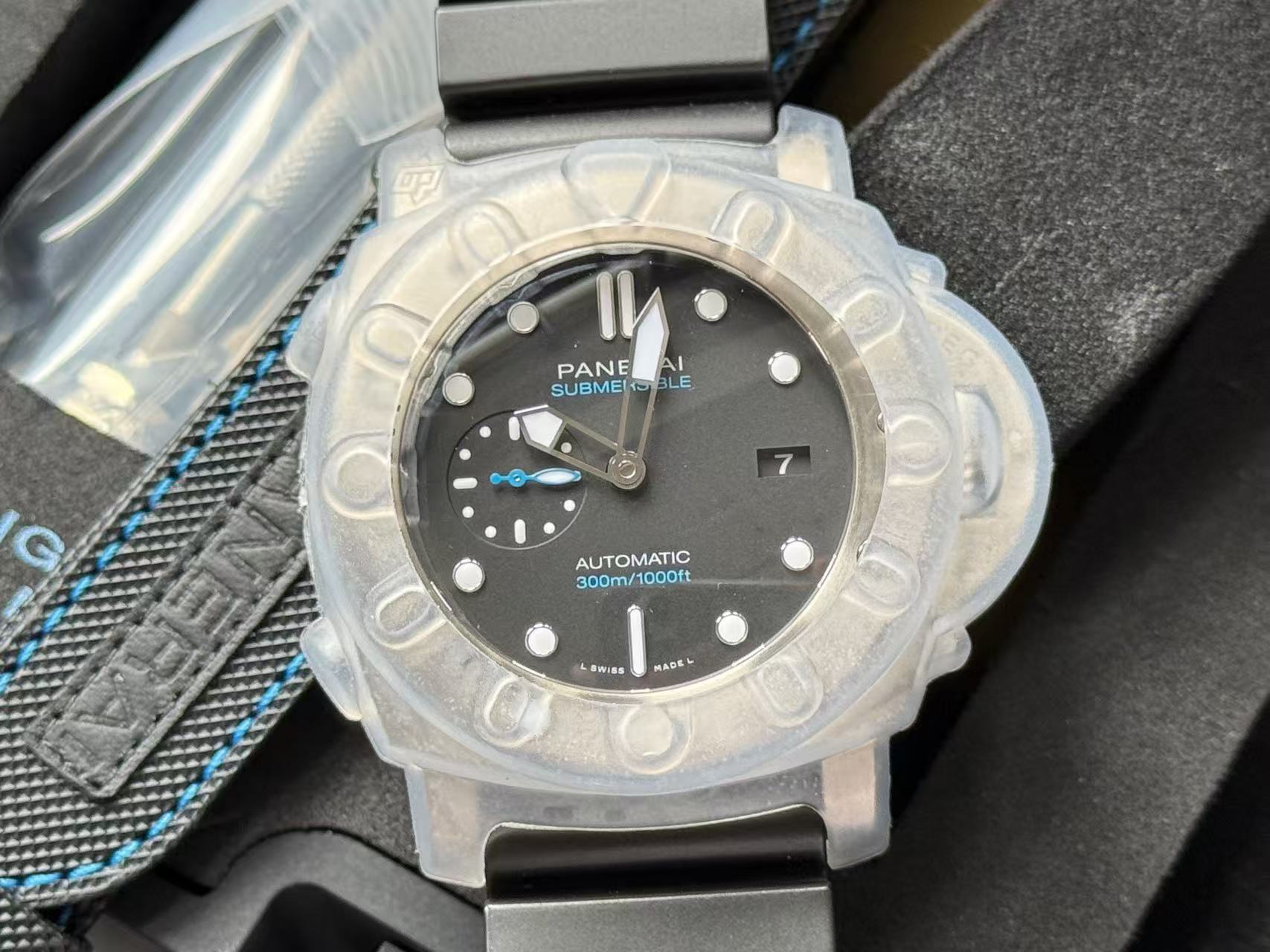 Panerai PAM01305