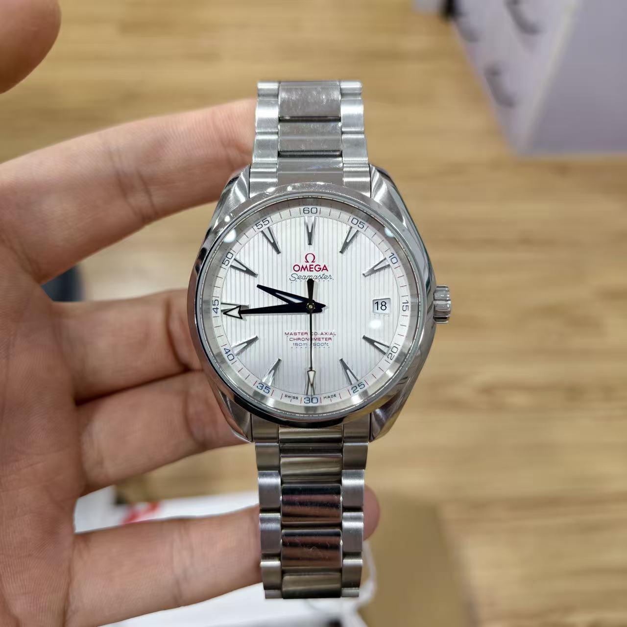 Omega 231.10.42.21.02.004