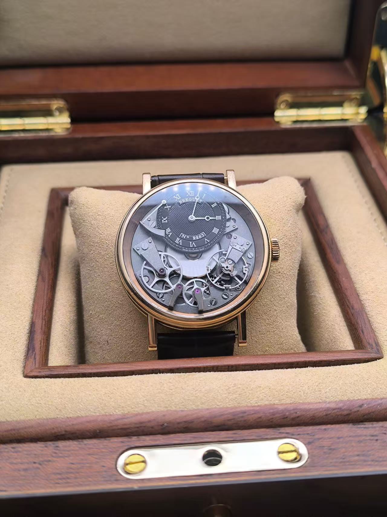 Breguet 7057BR / G9 / 9WU
