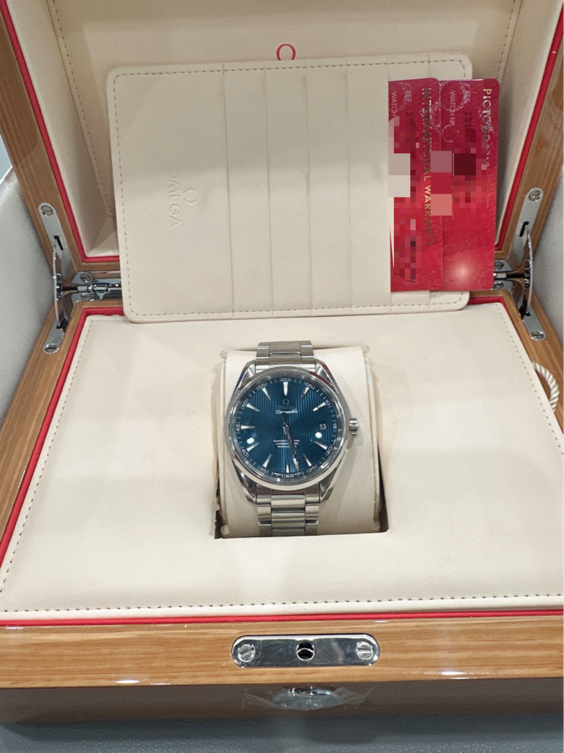 Omega 231.10.42.21.03.003
