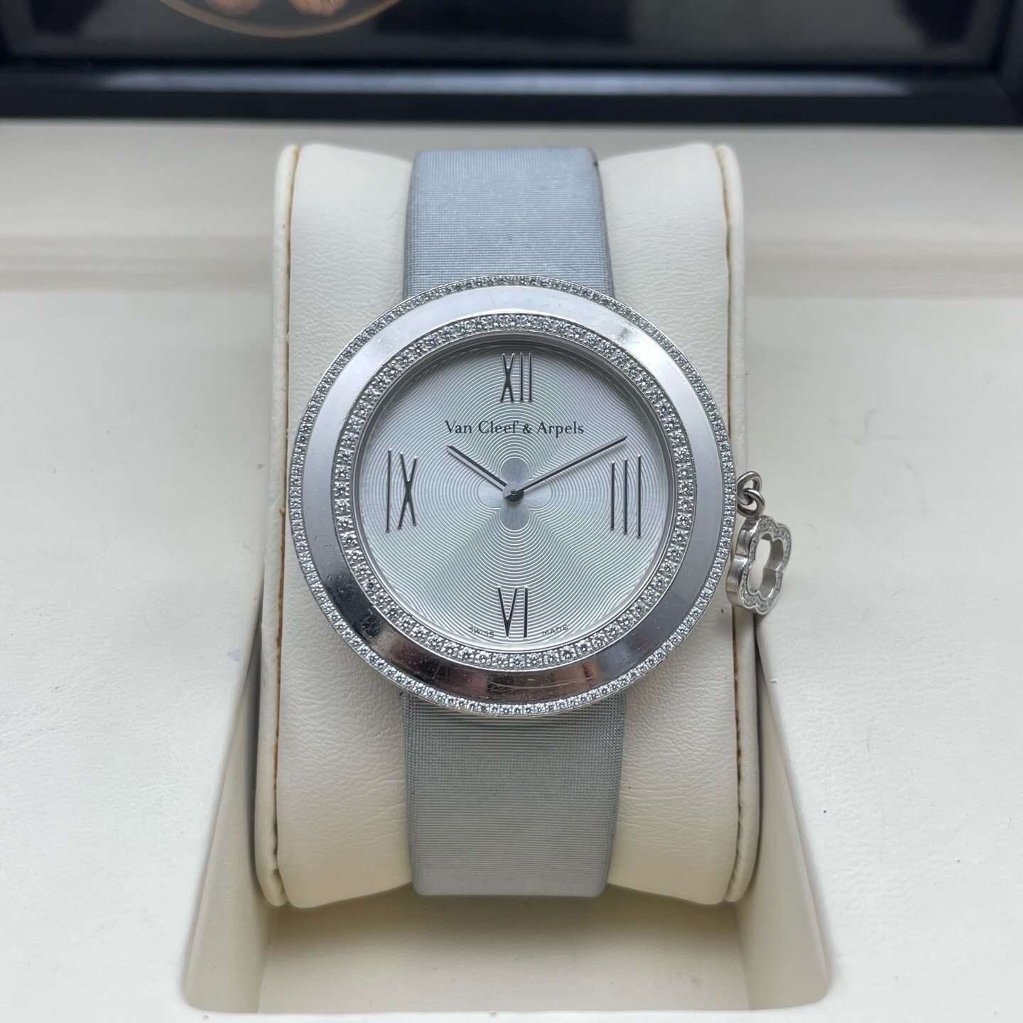 Van Cleef & Arpels VCARM95500