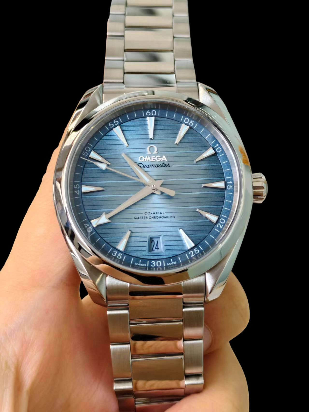 Omega 220.10.41.21.03.005
