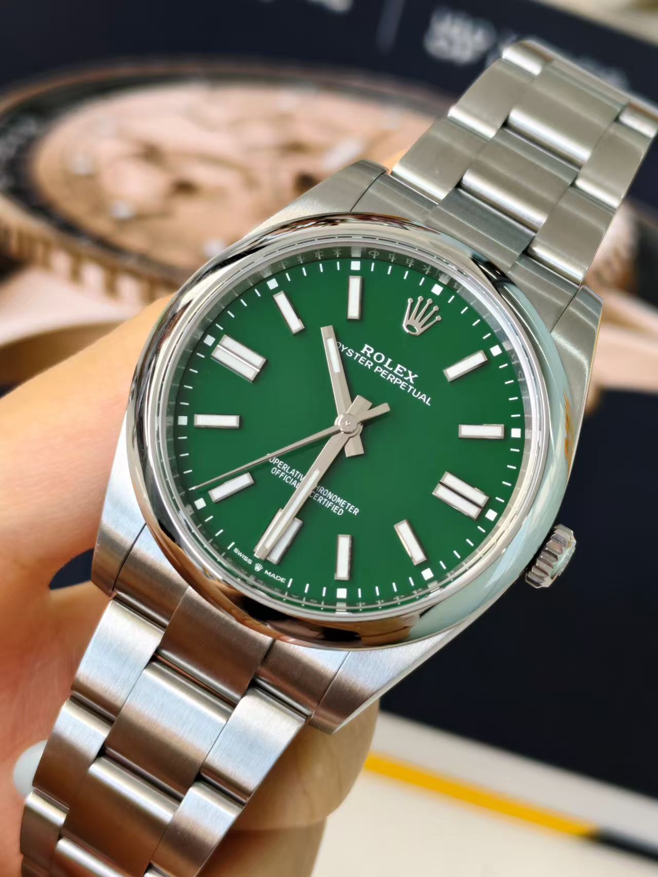 Rolex m124300-0005