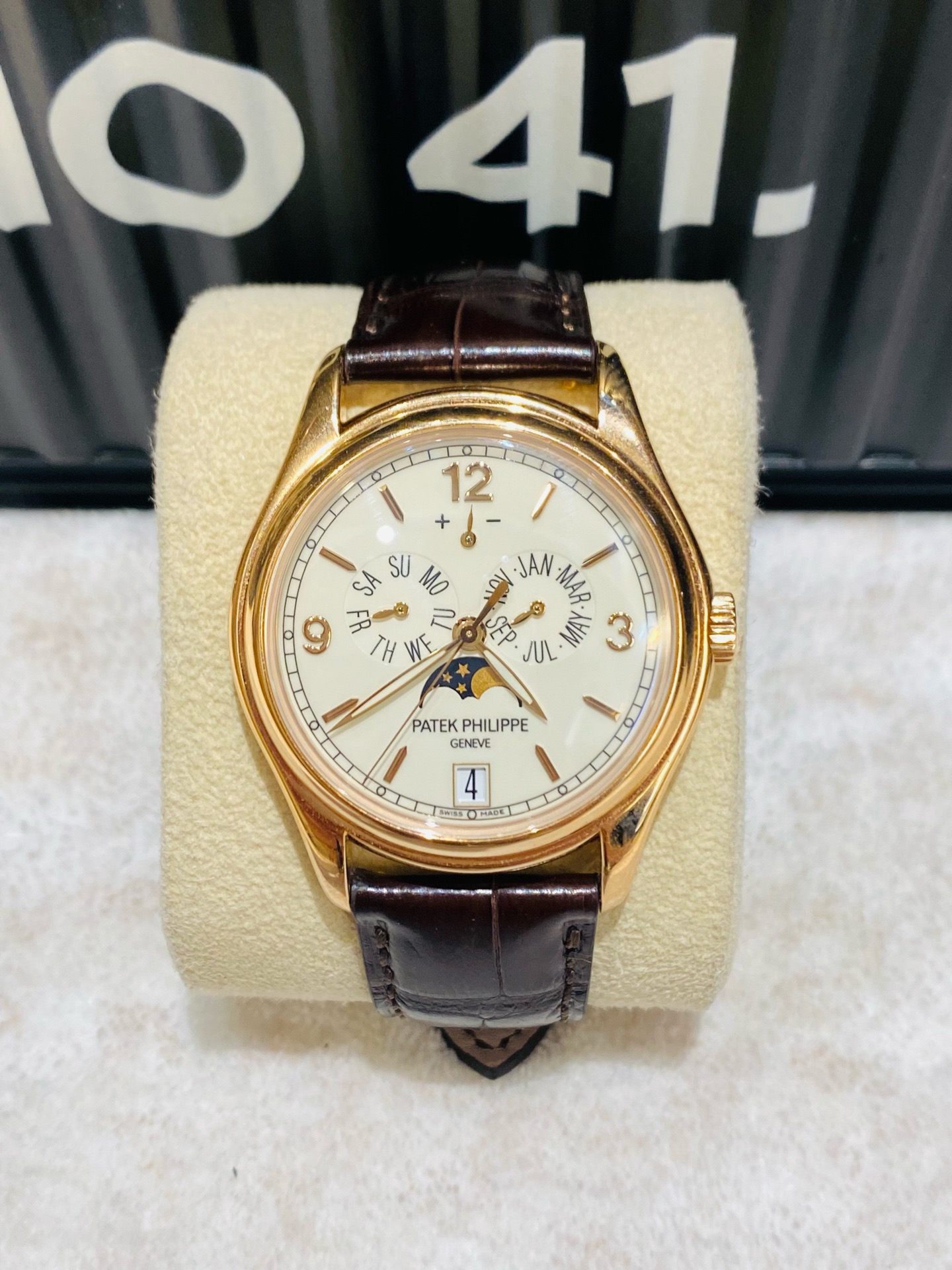 Patek Philippe 5146R-001