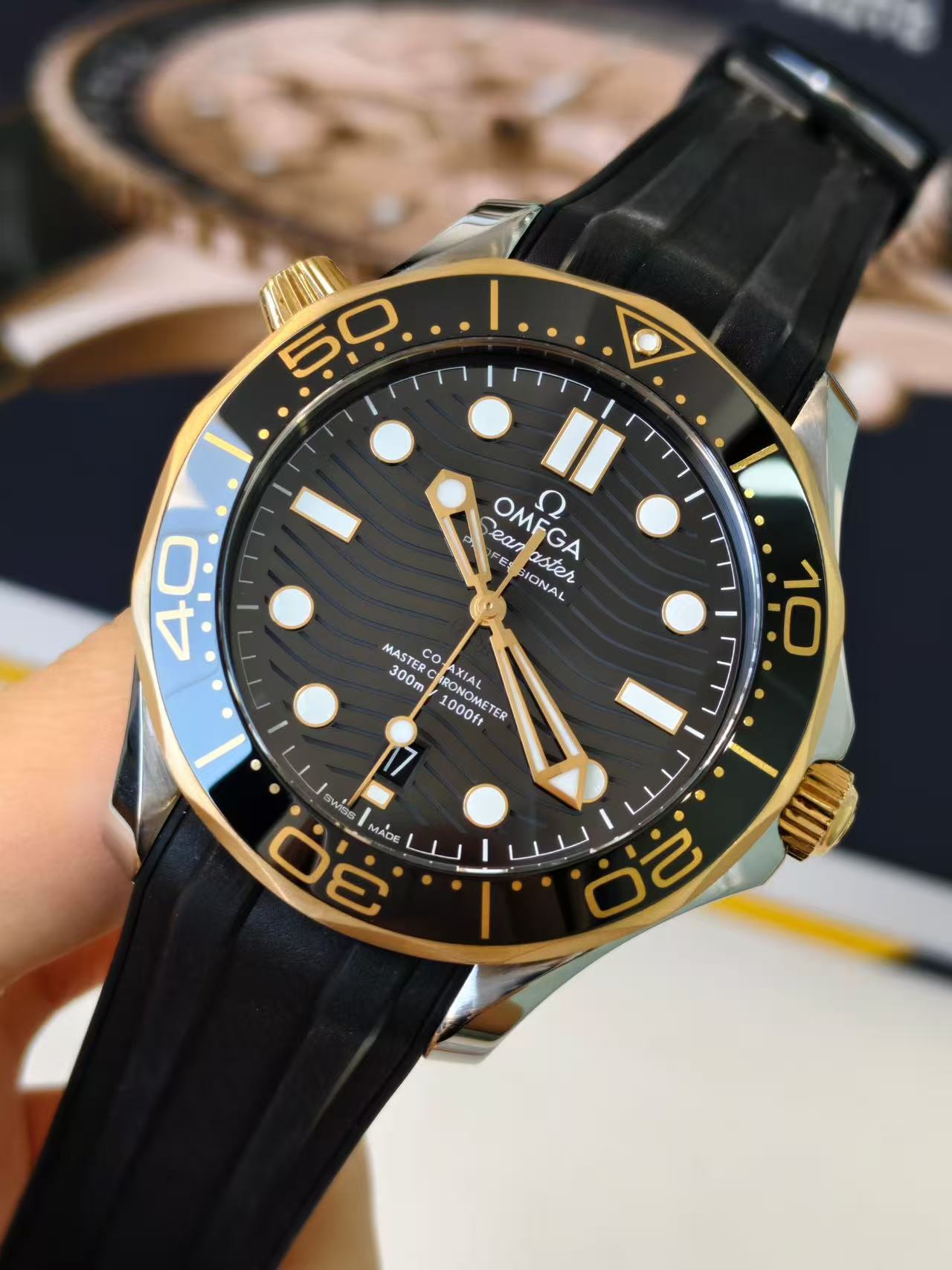 Omega 210.22.42.20.01.001