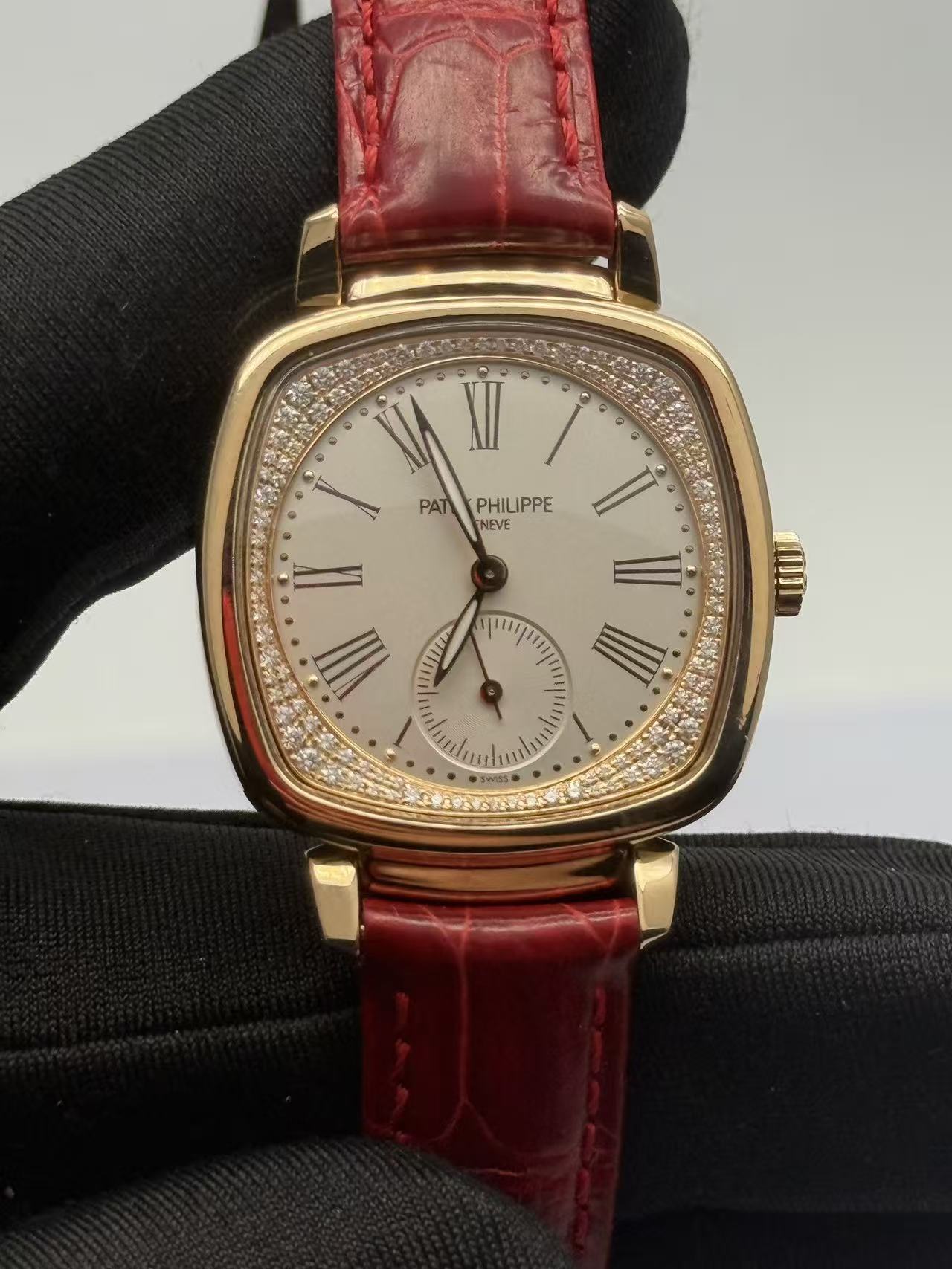 Patek Philippe 7041R-001