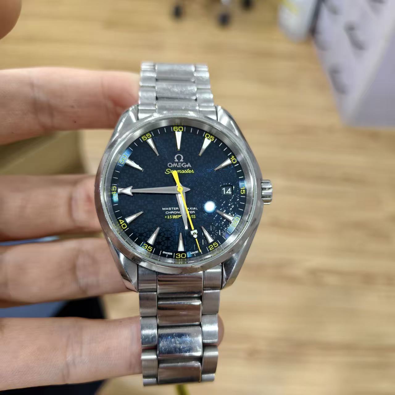 Omega 231.10.42.21.03.004