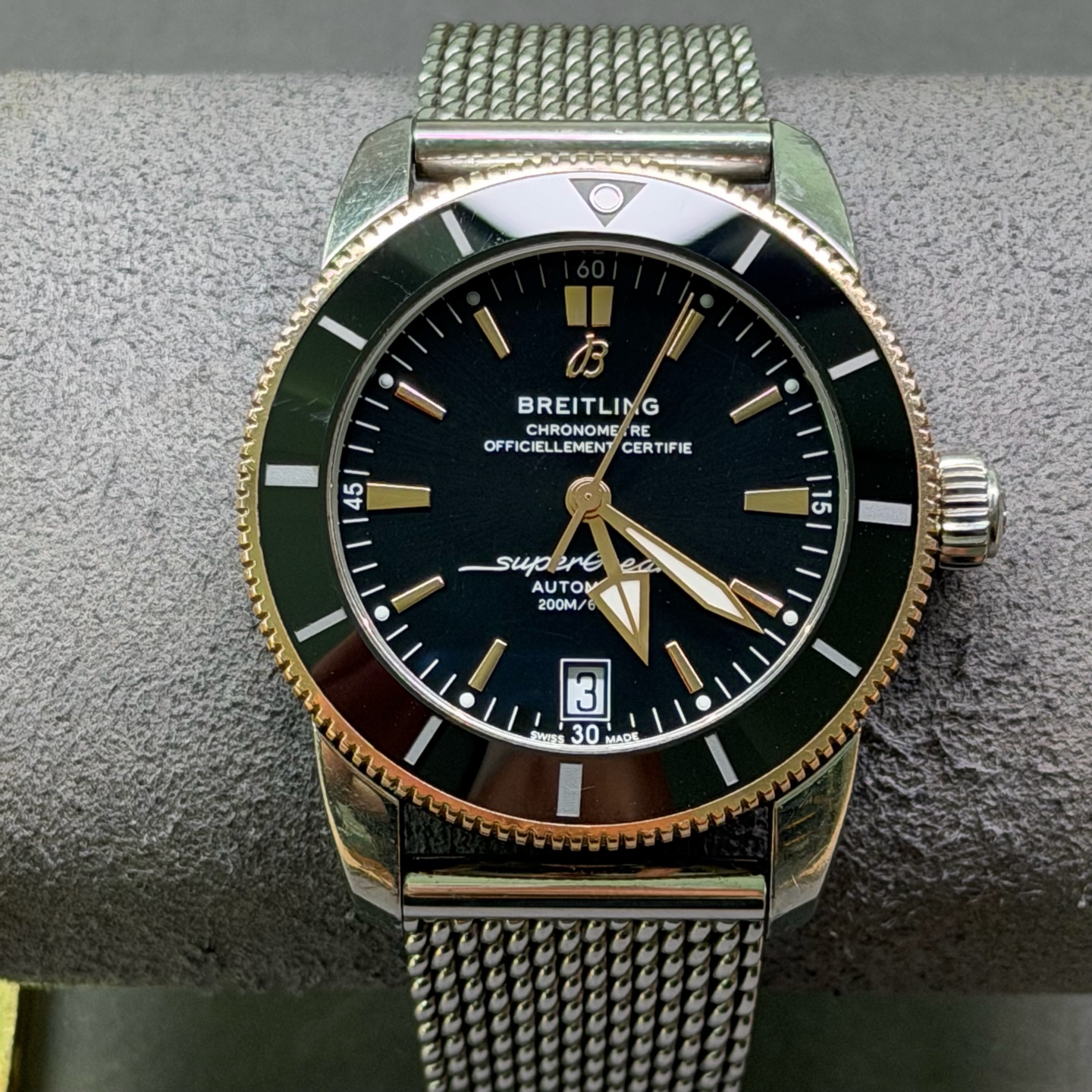 Breitling UB2010121B1A1