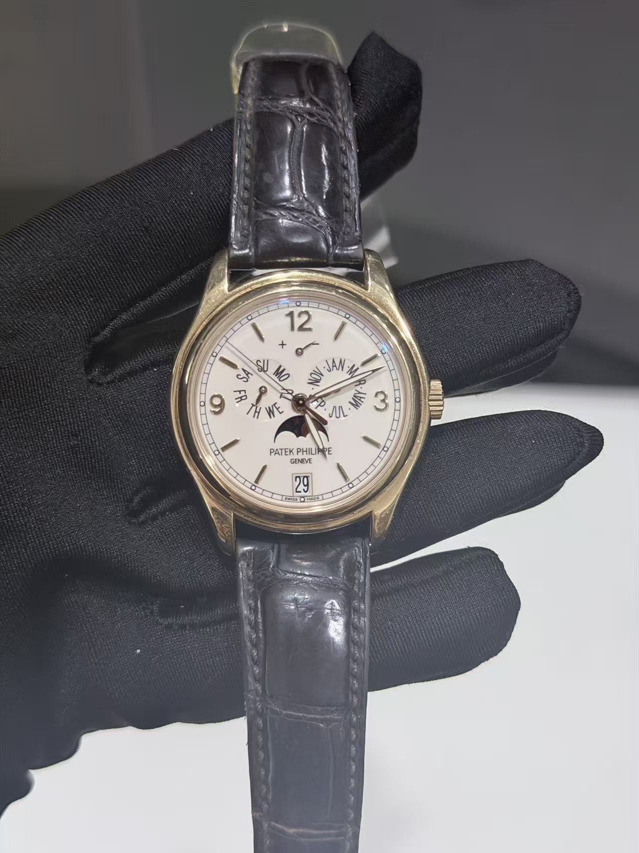 Patek Philippe 5146J-001