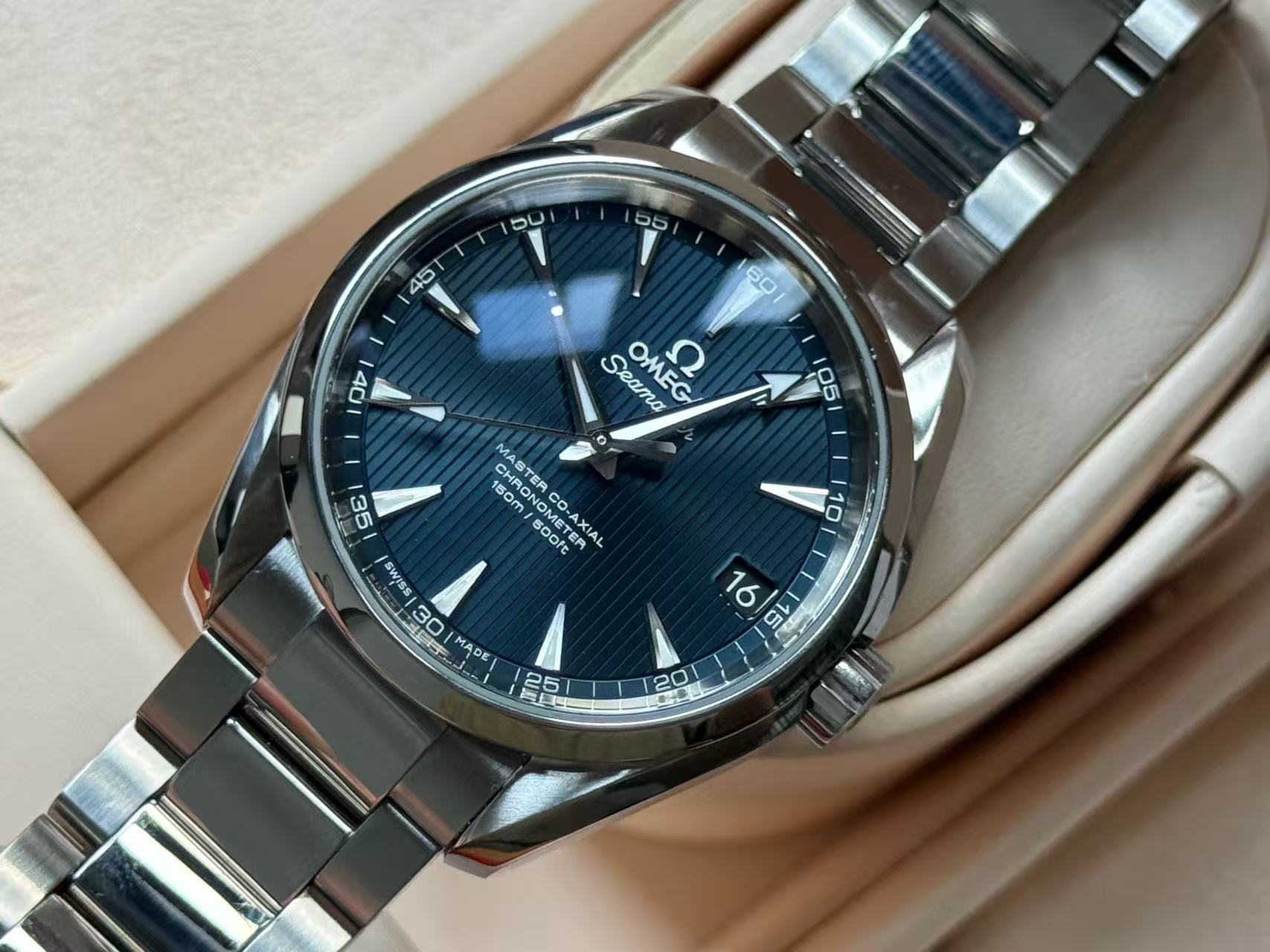 Omega 231.10.39.21.03.001
