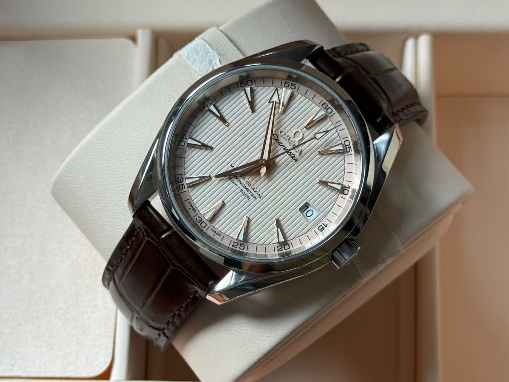 Omega 231.13.42.21.02.003