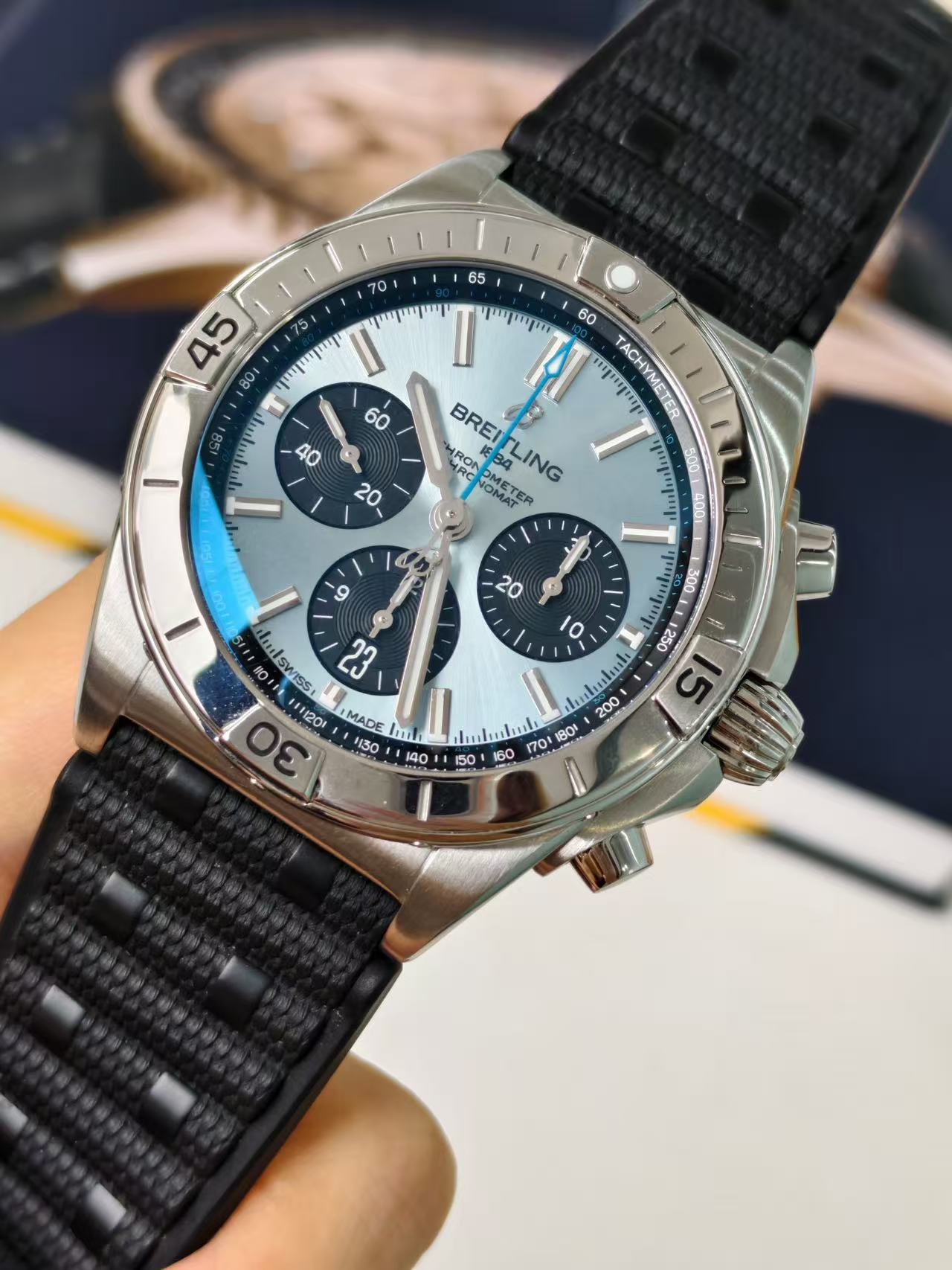 Breitling PB0134101C1S2