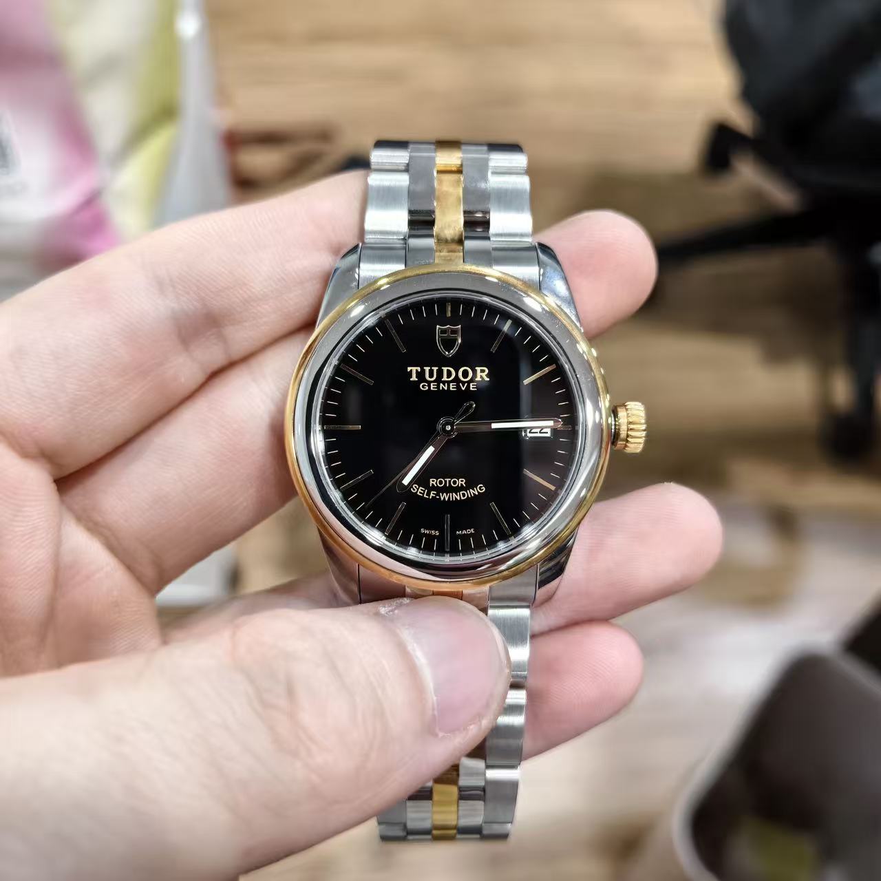 Tudor 55003-68053