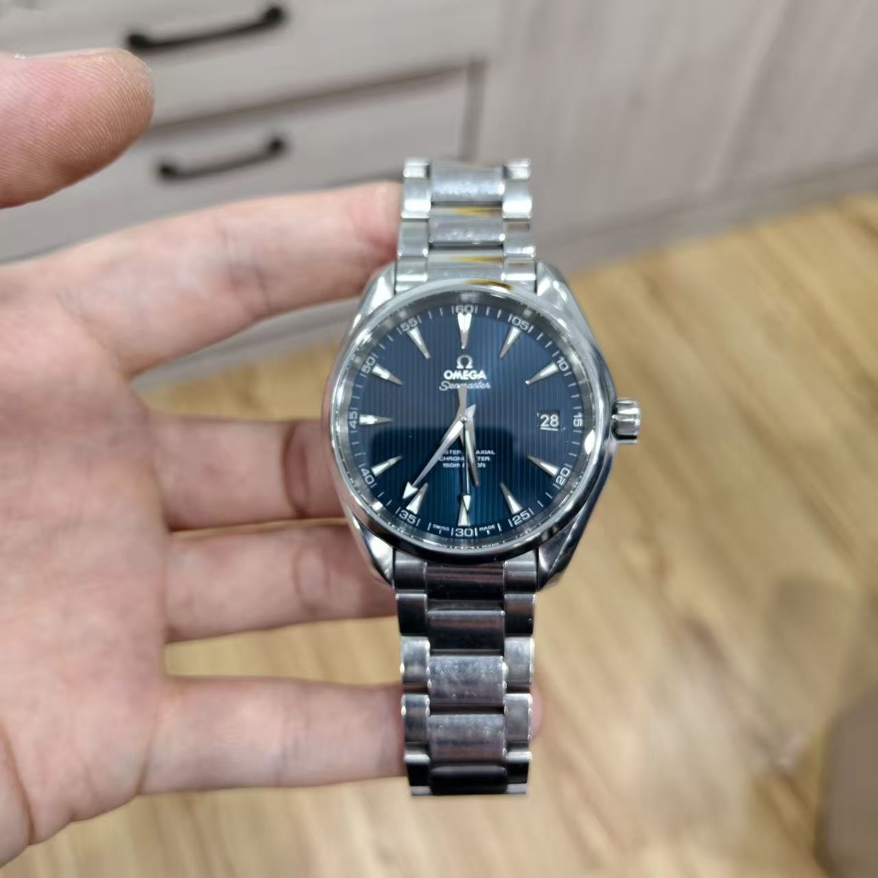 Omega 231.10.42.21.03.003