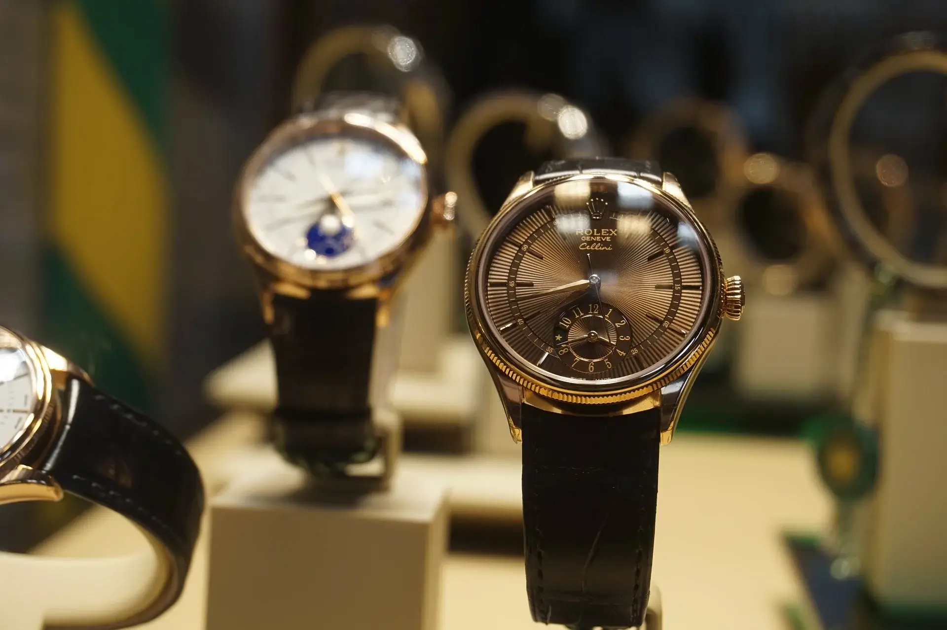 How to Buy a Pre-Owned Luxury Watch: What to Check Before You Buy