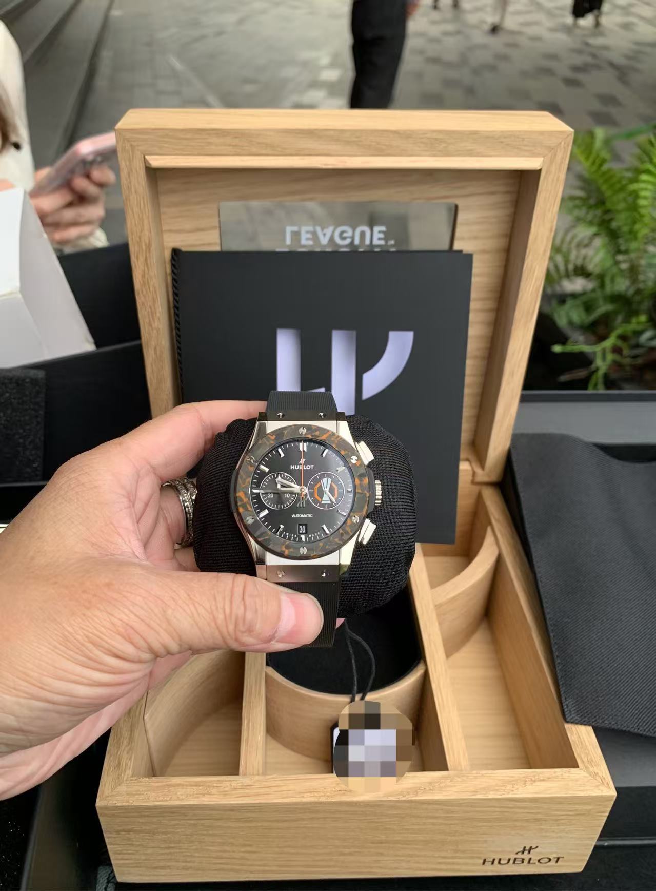 Hublot 541.NQ.1470.RX.UEL26