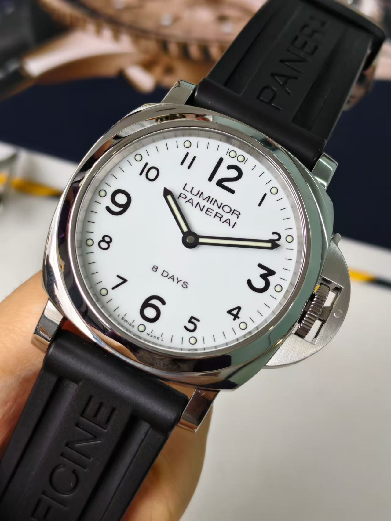 Panerai PAM00561
