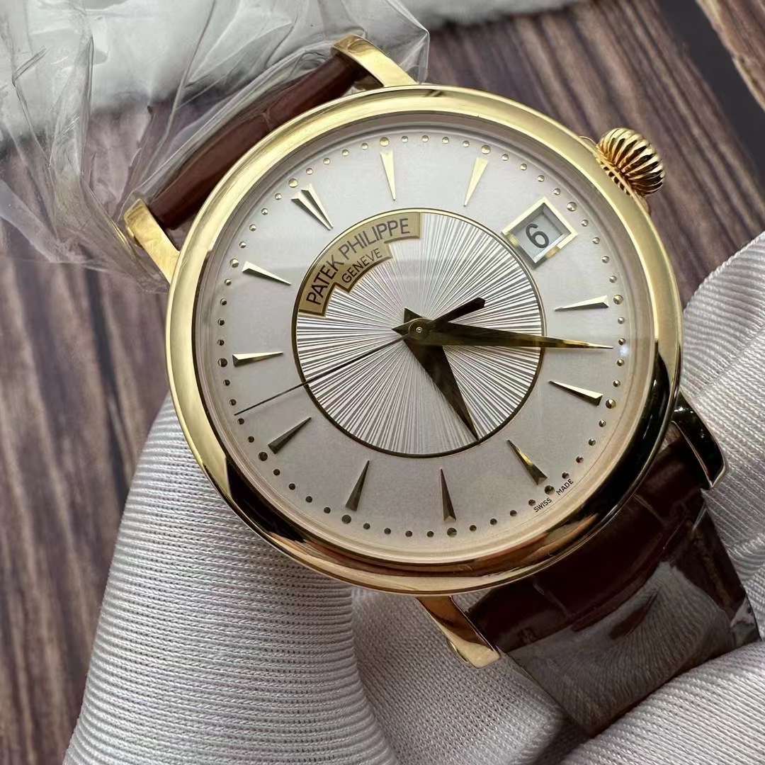 Patek Philippe 5153J-001 detail 1