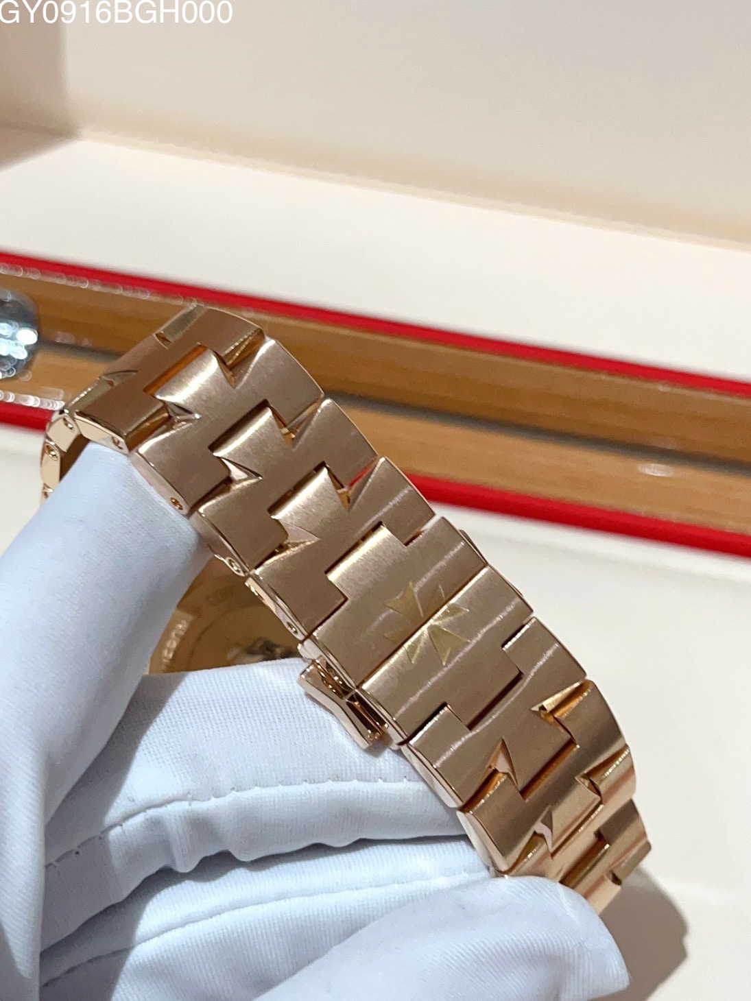 Vacheron Constantin 47450 / B01R-9404 detail 2