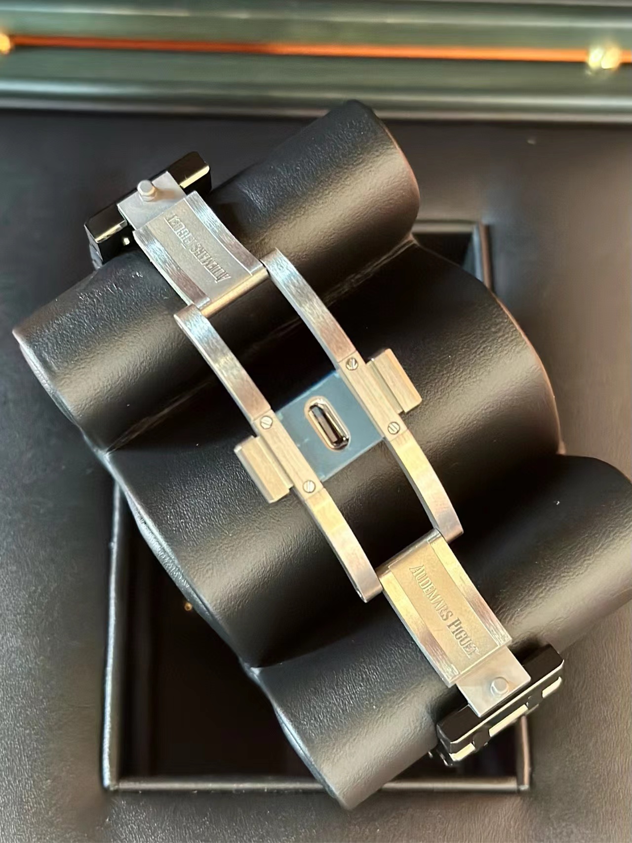 Audemars Piguet 77350CE.OO.1266CE.01 detail 6