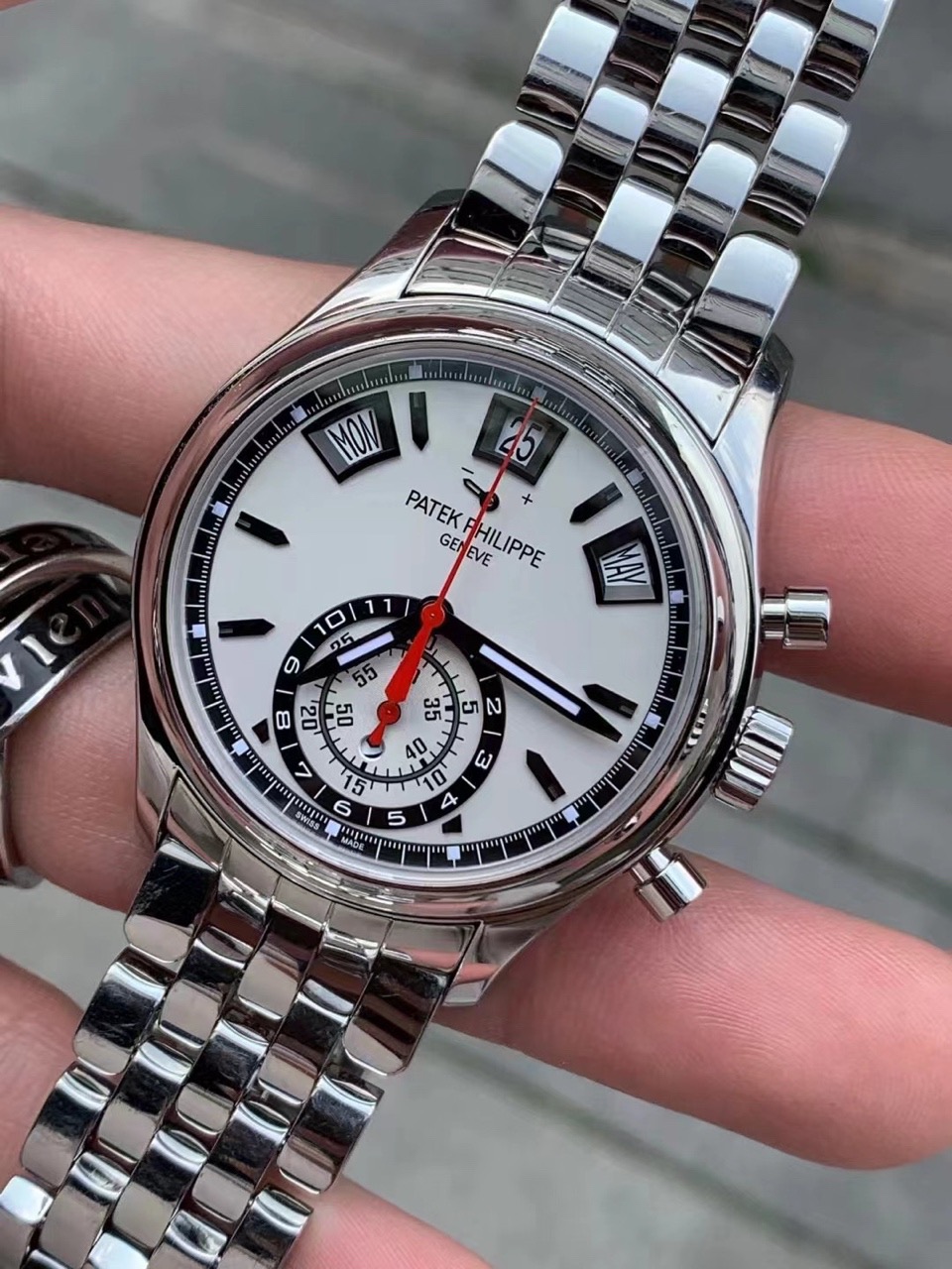 Patek Philippe 5960 / 1A-001 detail 1